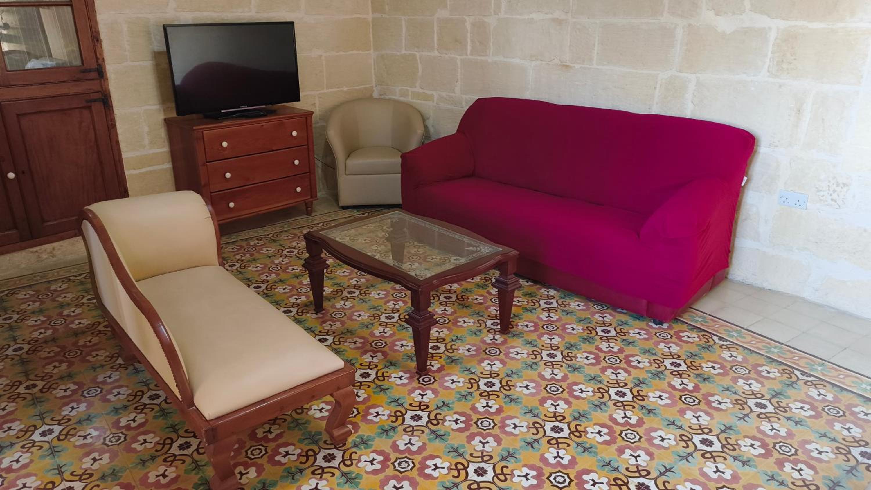 Historic Farmhouse close to San Blass Beach with Courtyard, Kitchen Terrace and Rooftop Pool