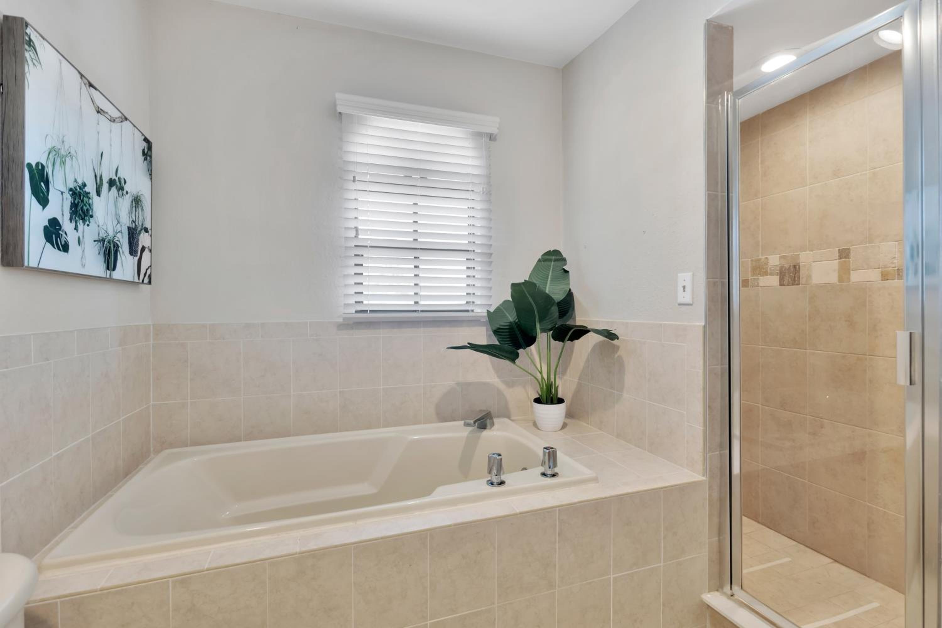 Villa Valentino Luxury 8BR Villa with Heated Pool