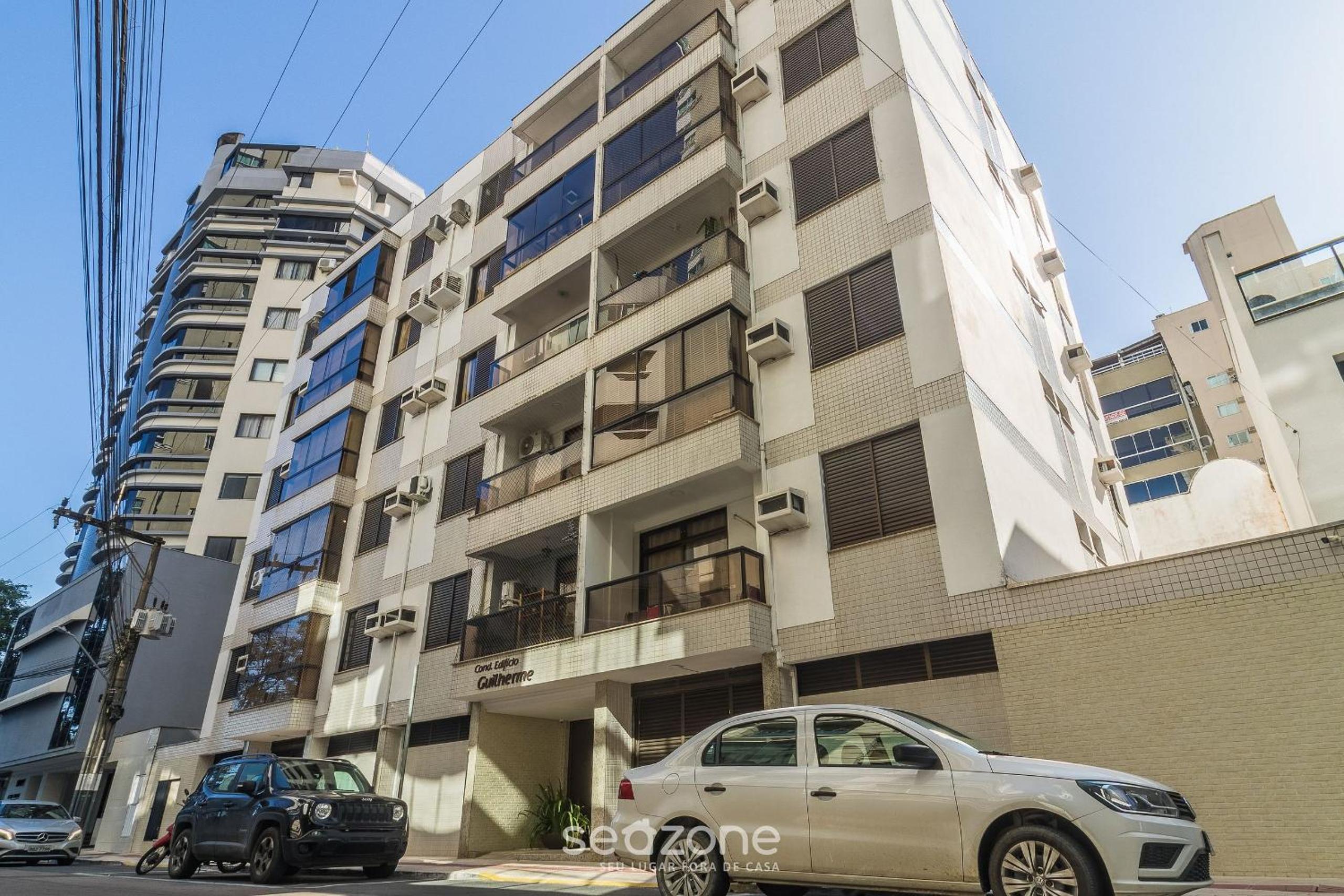 Apt w/ 3 bedrooms, 120m from the beach LHE0201