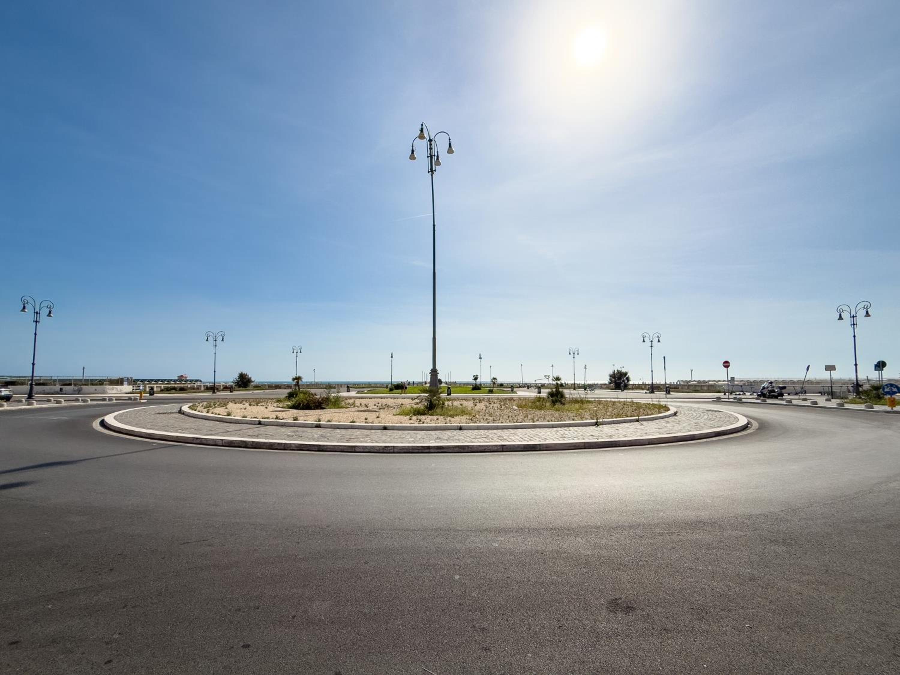 Marina - appartamento in centro al mare Ostia