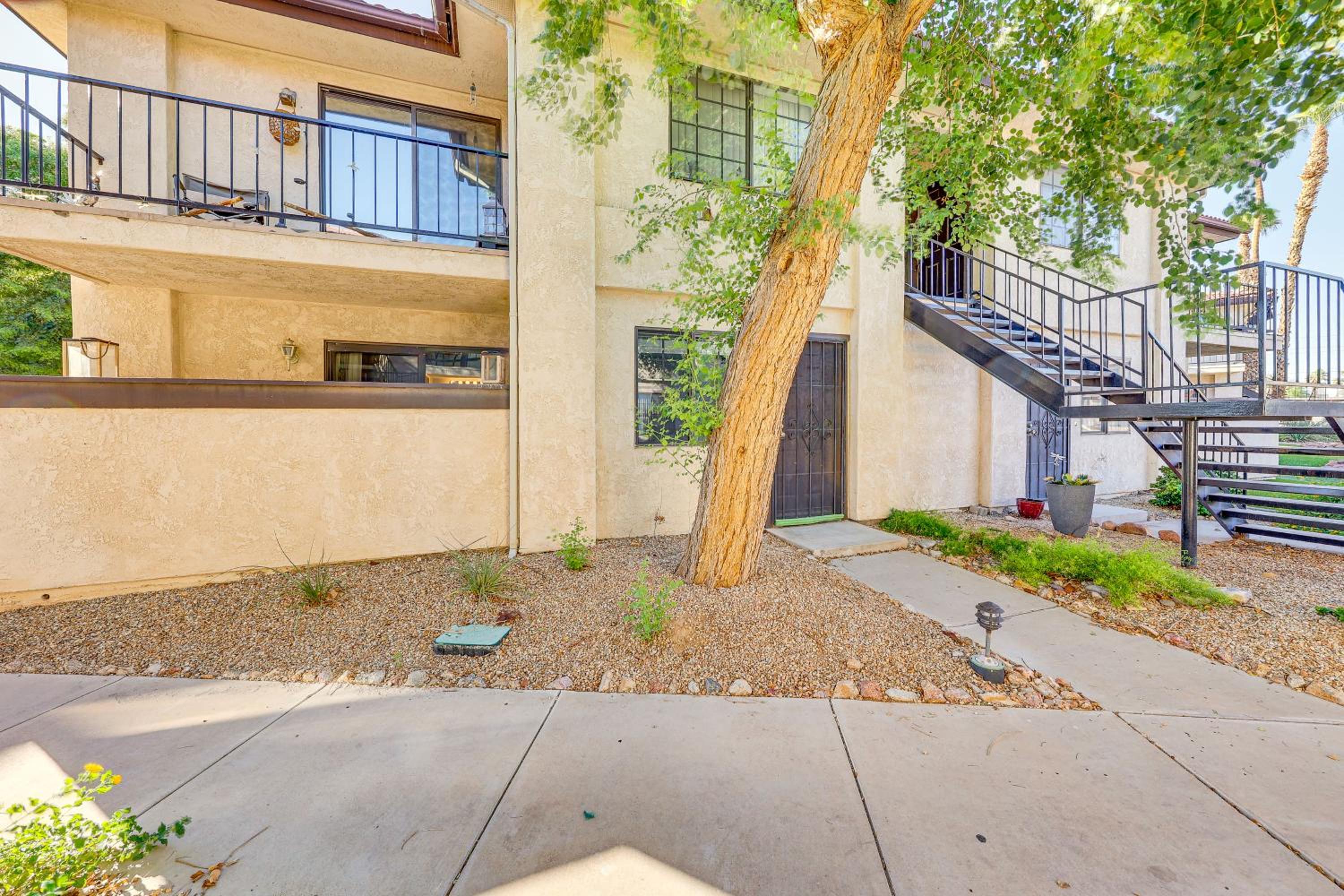 Ground-Level Getaway 3 Mi to Bullhead City Parks