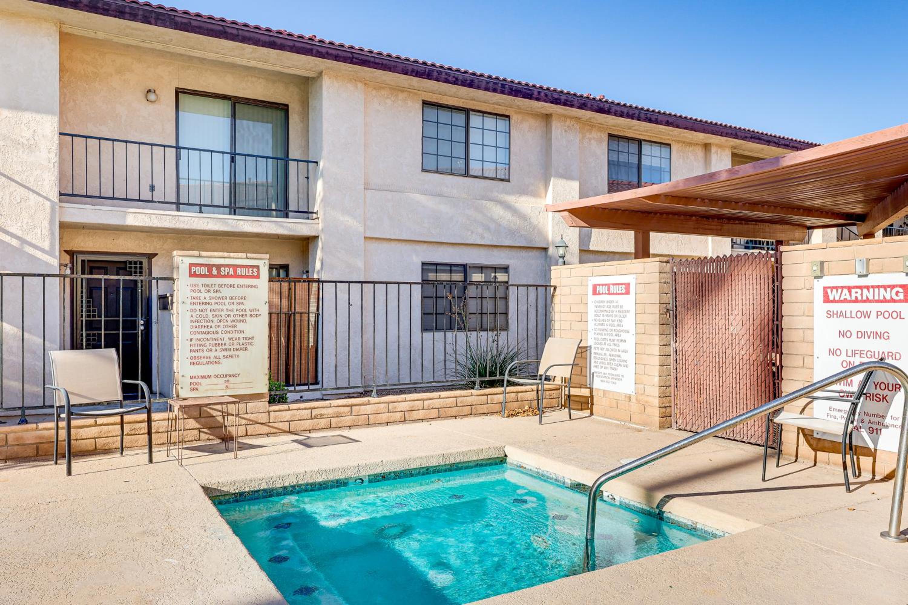 Ground-Level Getaway 3 Mi to Bullhead City Parks