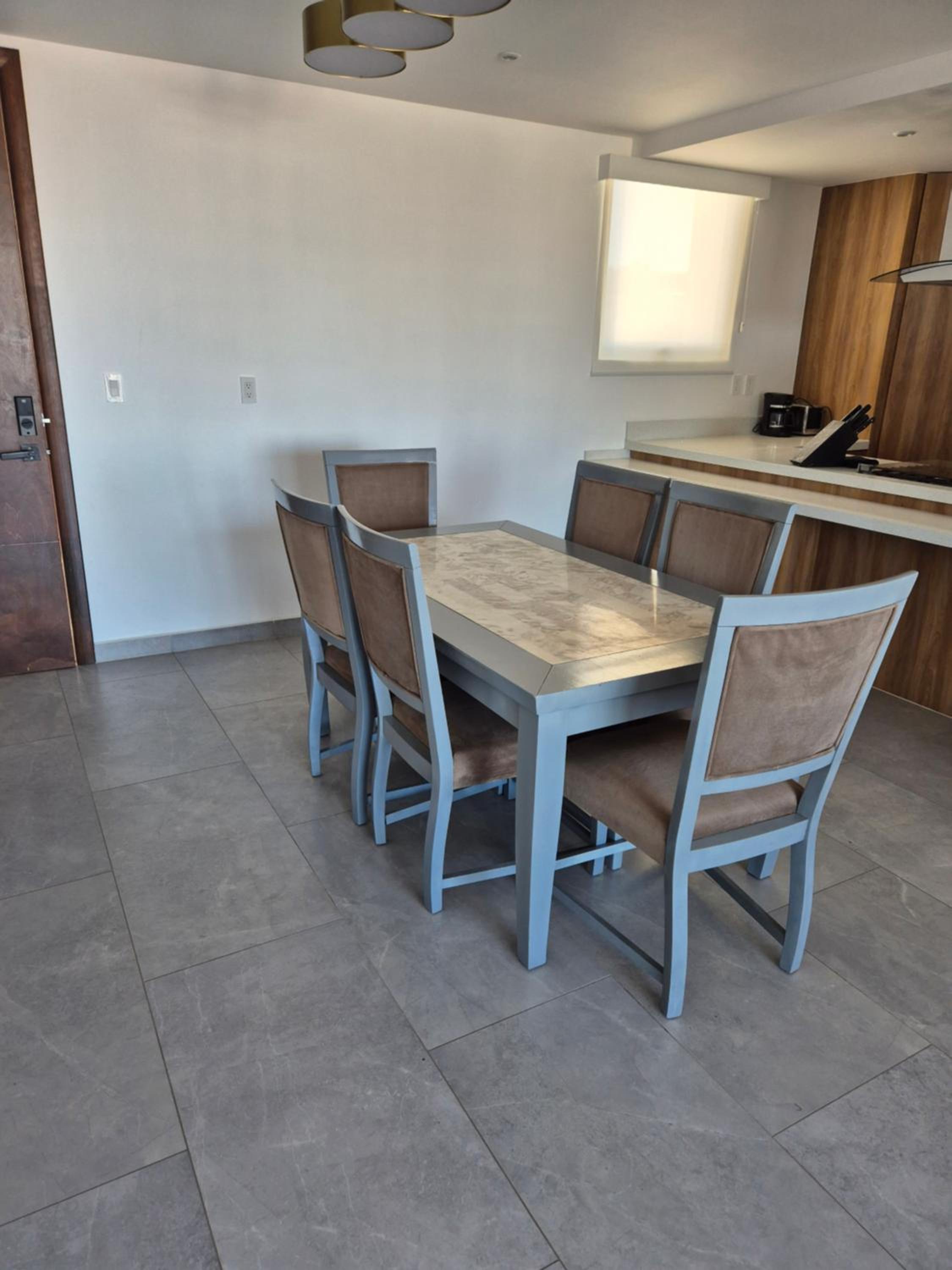 Departamento con 3 habitaciones en Torre Palmas