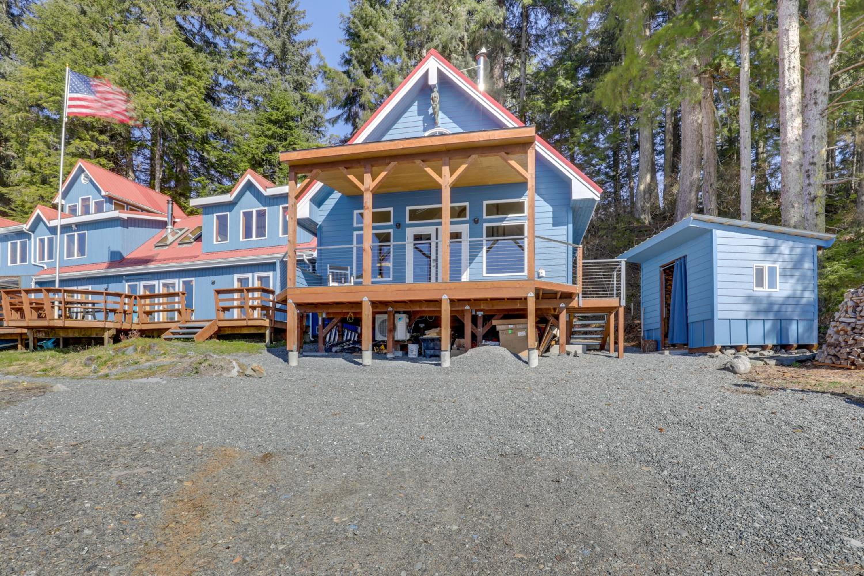 Whale Watching at Beachfront Cottage in Juneau!