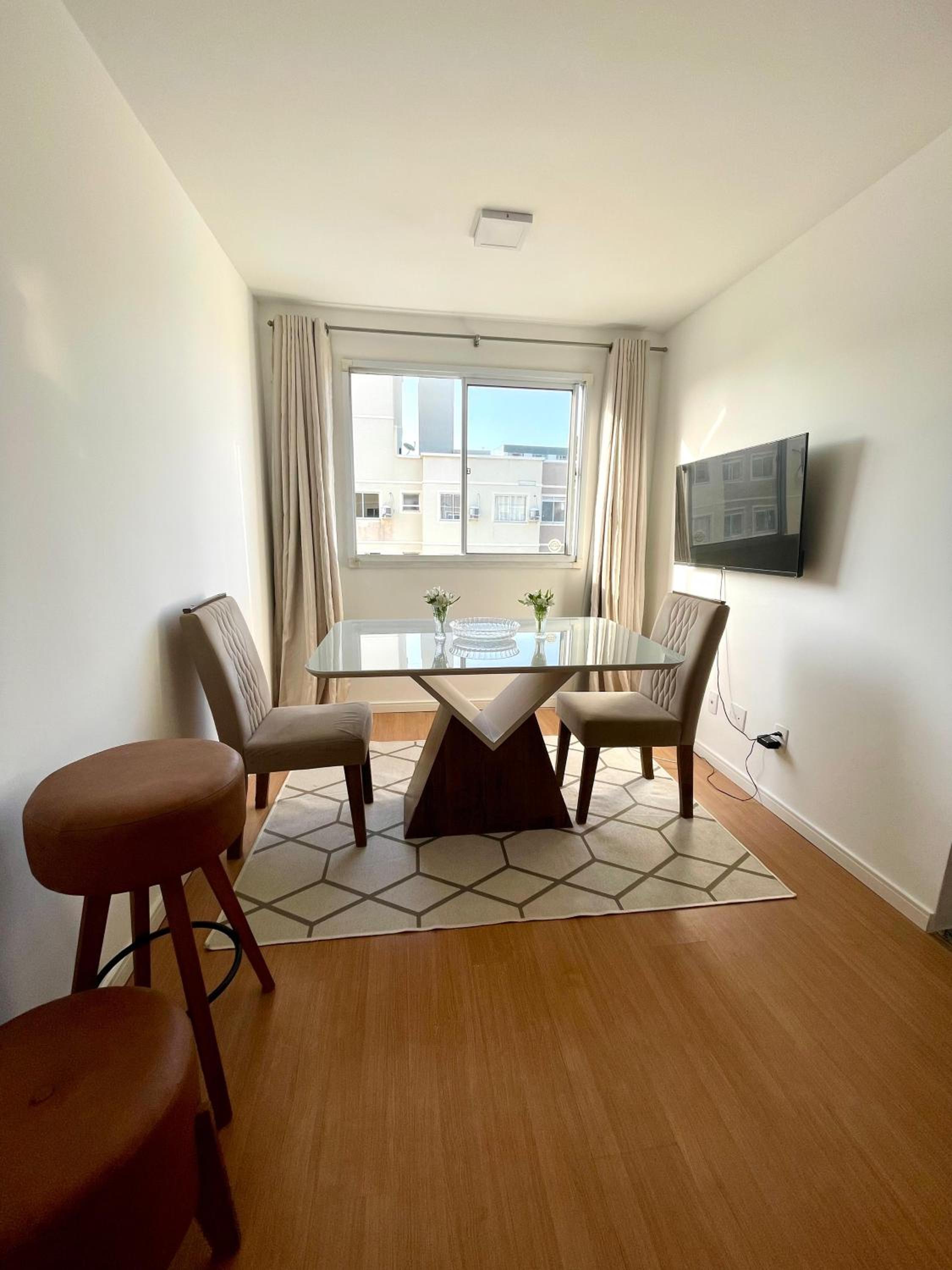 Apartamento pertinho da praia, ótima localização!