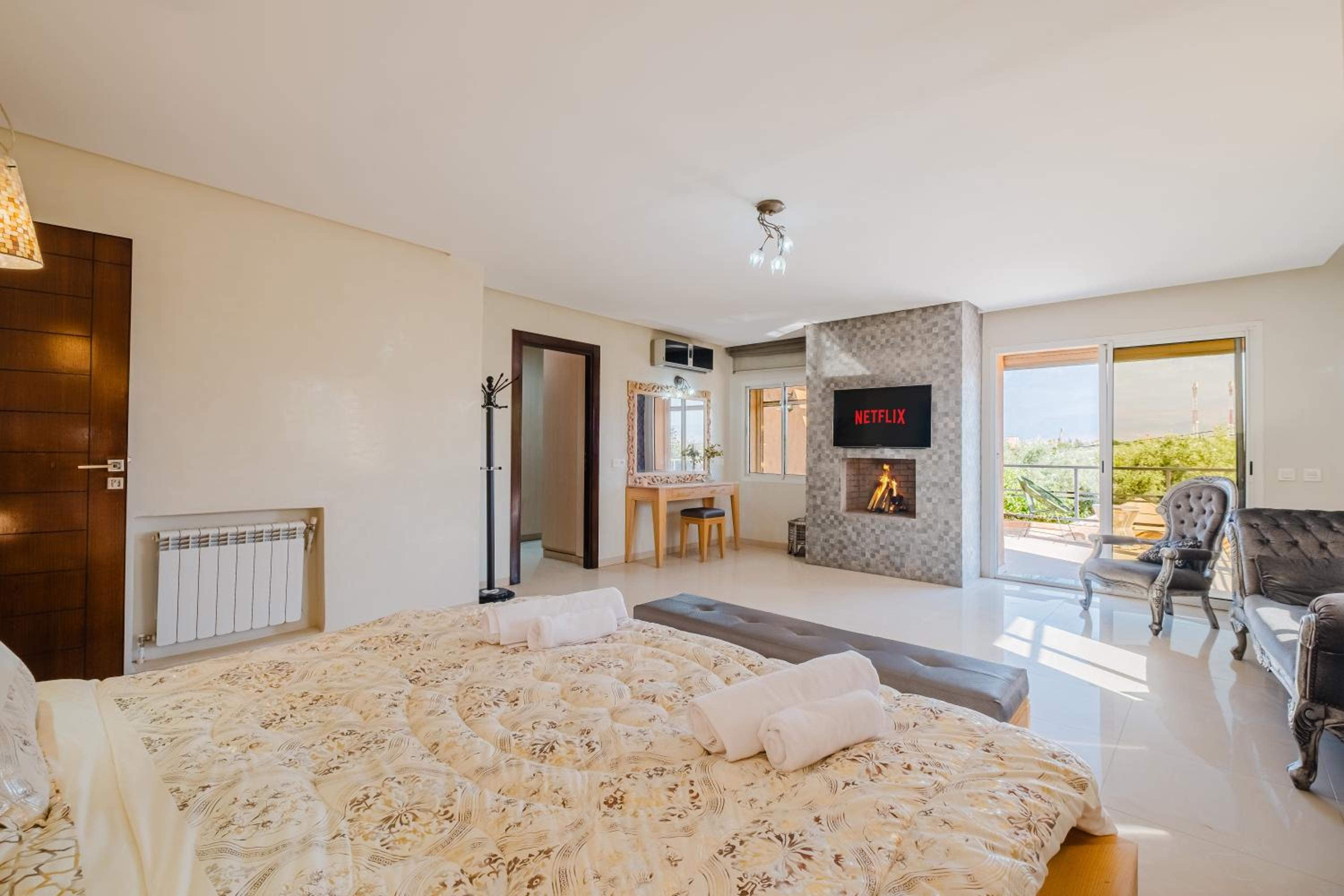 Villa Ivy 3BR Marrakech Private Pool and Breakfast 21 KM Trik Ourika