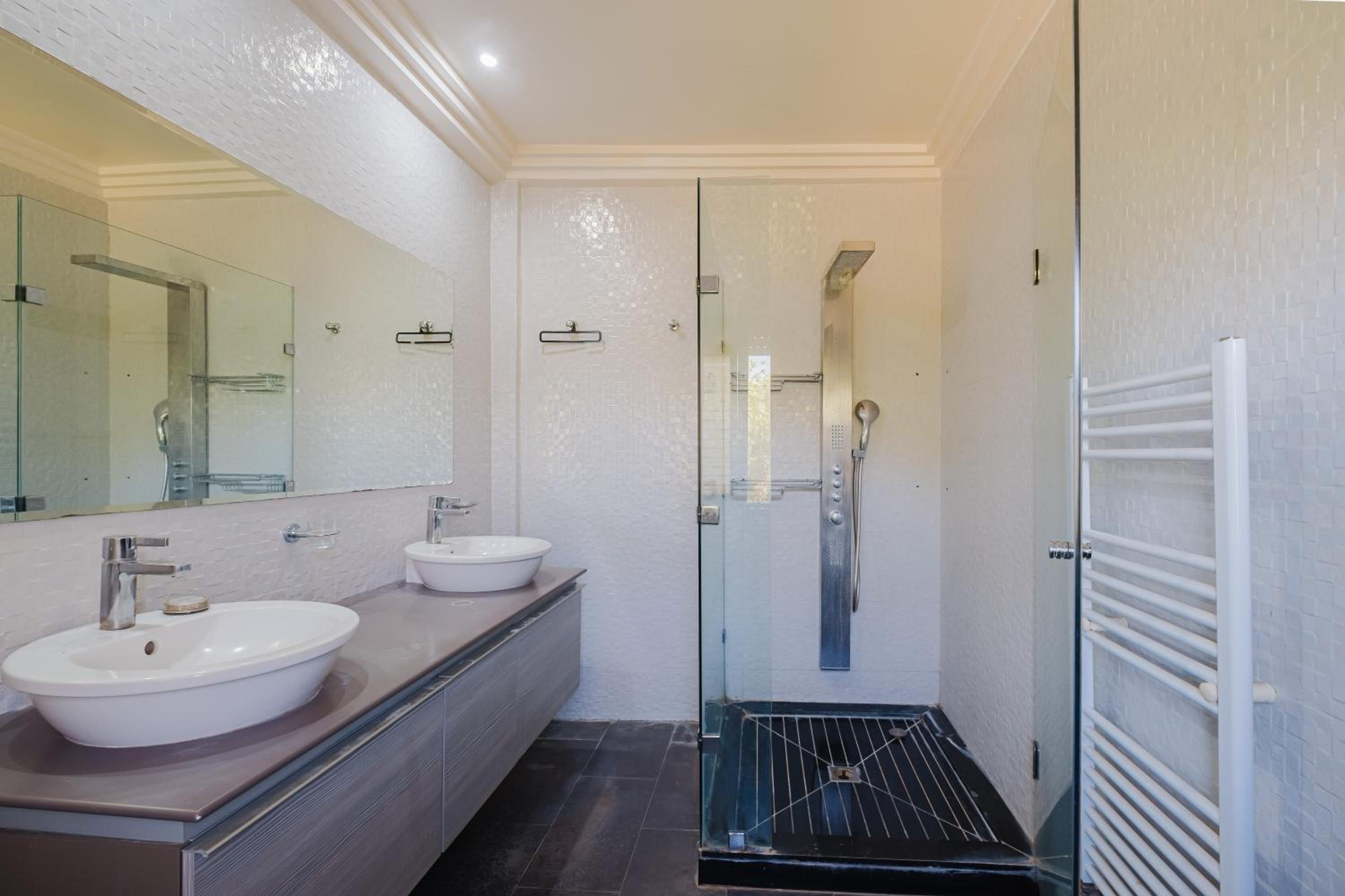 Villa Ivy 3BR Marrakech Private Pool and Breakfast 21 KM Trik Ourika