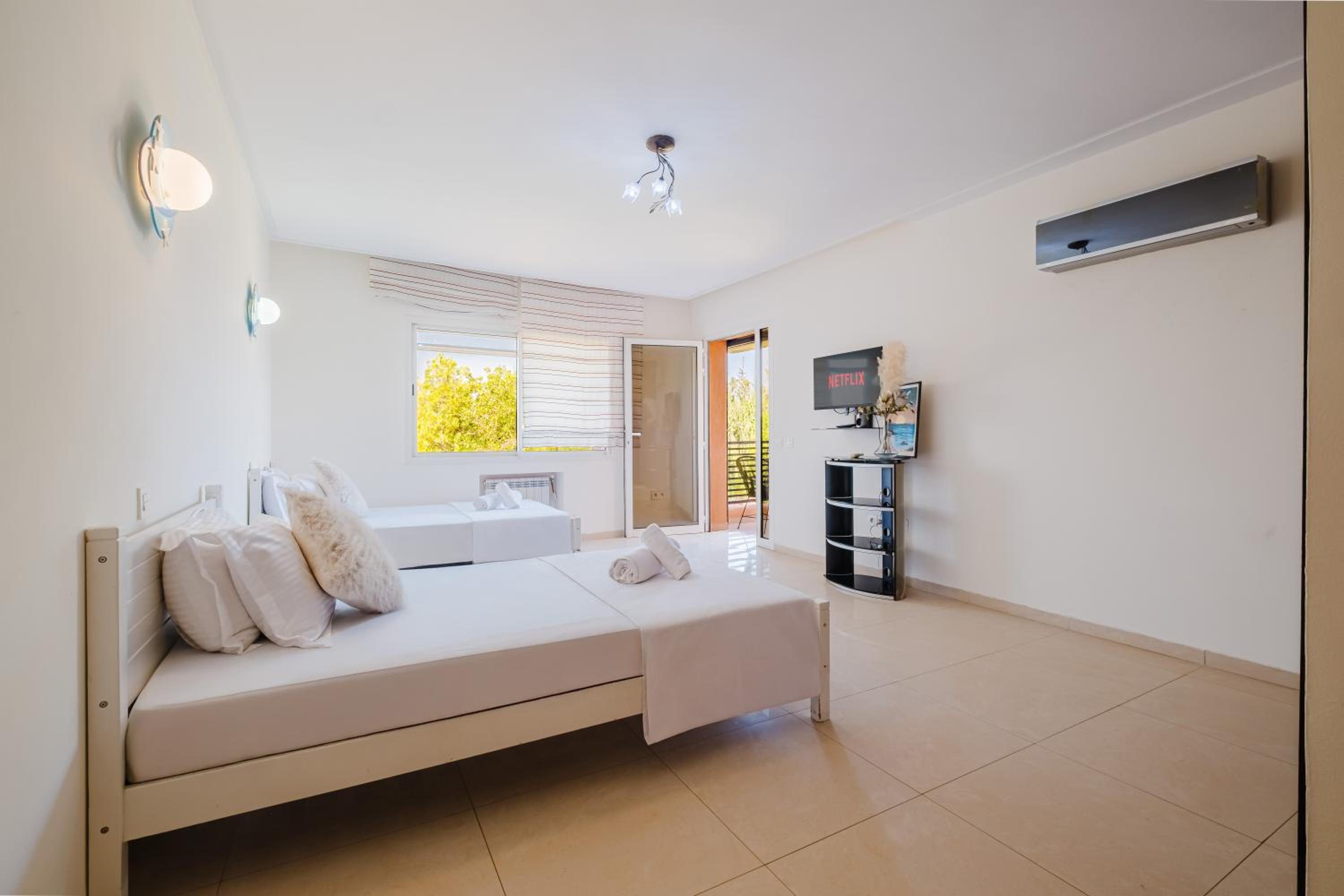 Villa Ivy 3BR Marrakech Private Pool and Breakfast 21 KM Trik Ourika