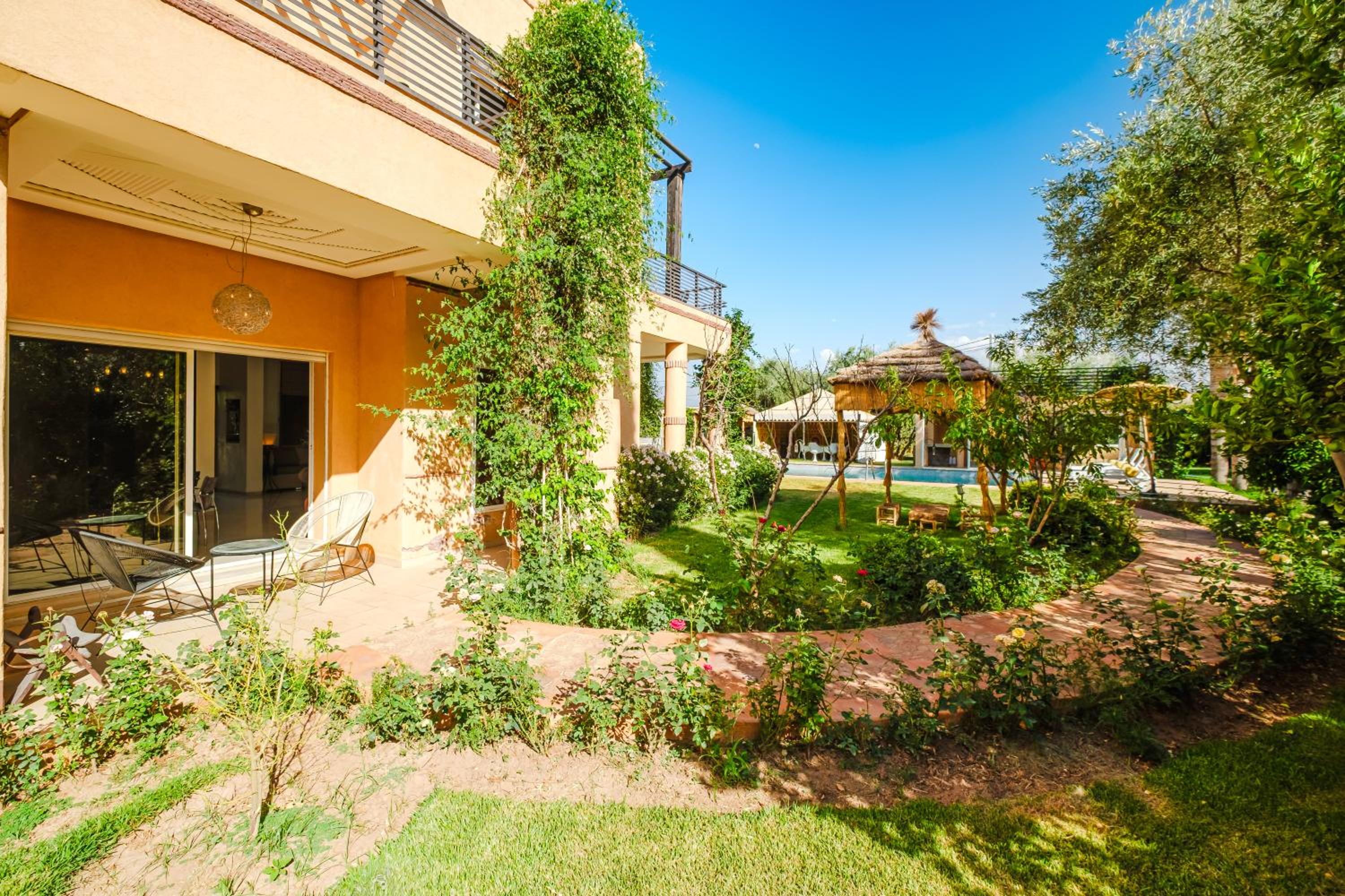 Villa Ivy 3BR Marrakech Private Pool and Breakfast 21 KM Trik Ourika