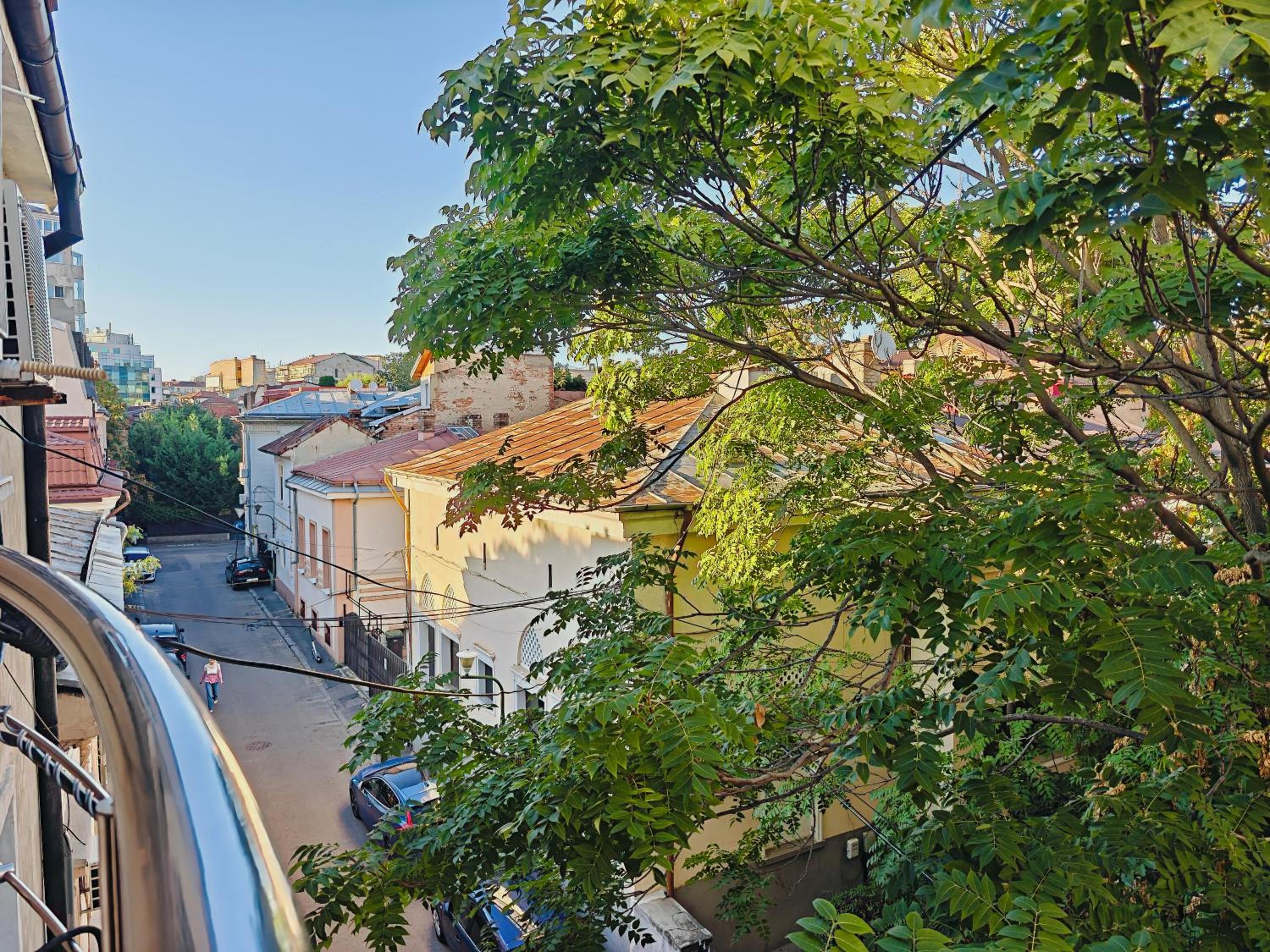 Balcesti Design Apartments - Walk to Old Town - Pumo Properties