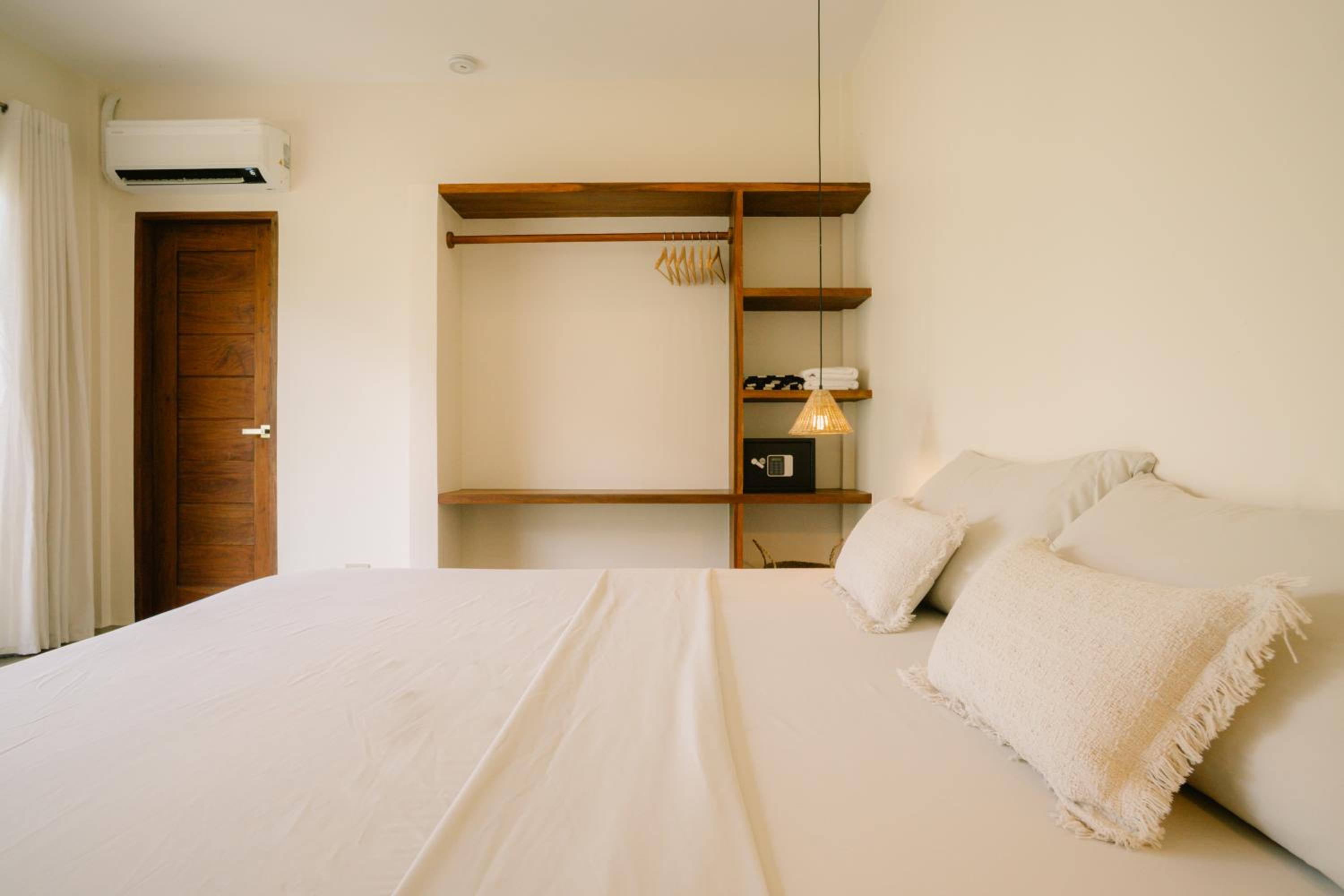 Ananda House