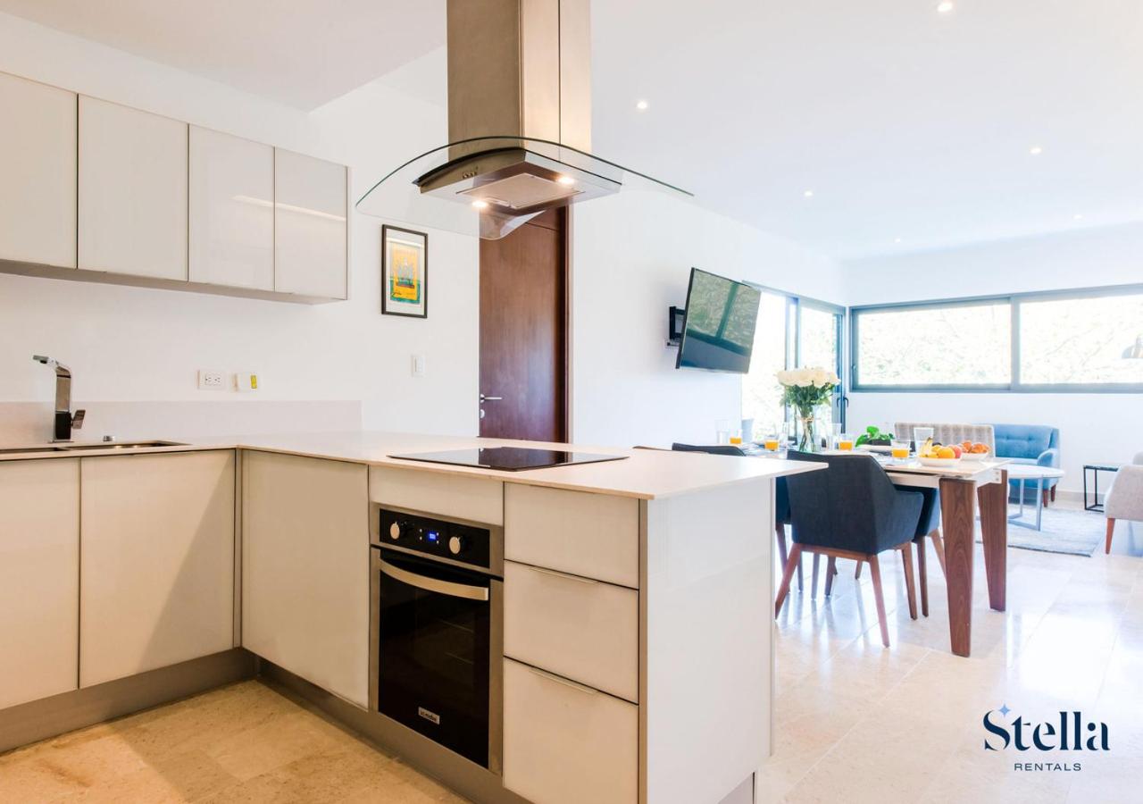 Condos with Private Jacuzzi and shared Ocean View Roof pool