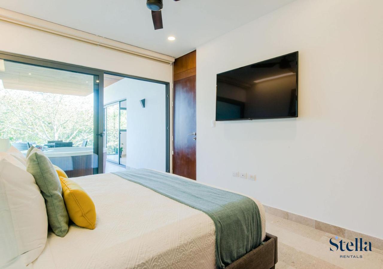 Condos with Private Jacuzzi and shared Ocean View Roof pool