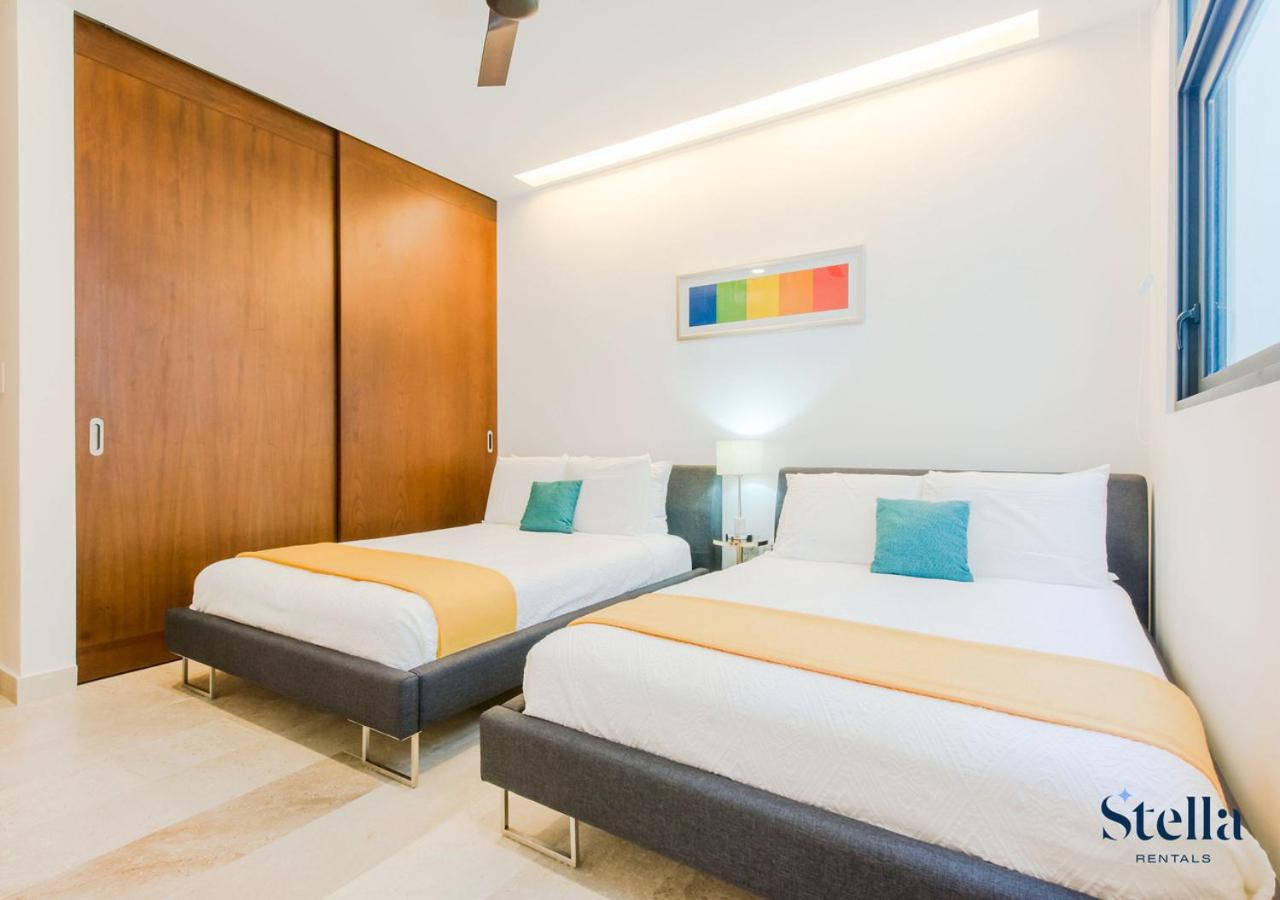 Condos with Private Jacuzzi and shared Ocean View Roof pool