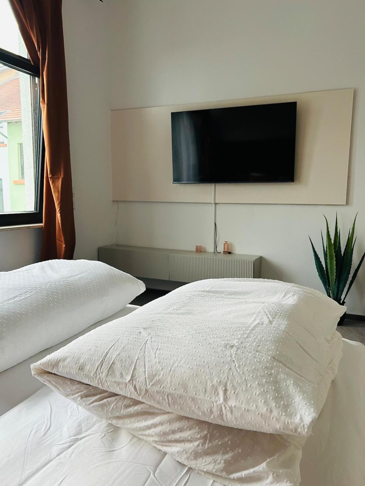 Altbau-Juwel, Antik trifft Modern im Denkmalhaus