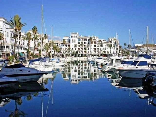 Stunning Penthouse in San Luis de Sabinillas photo 5
