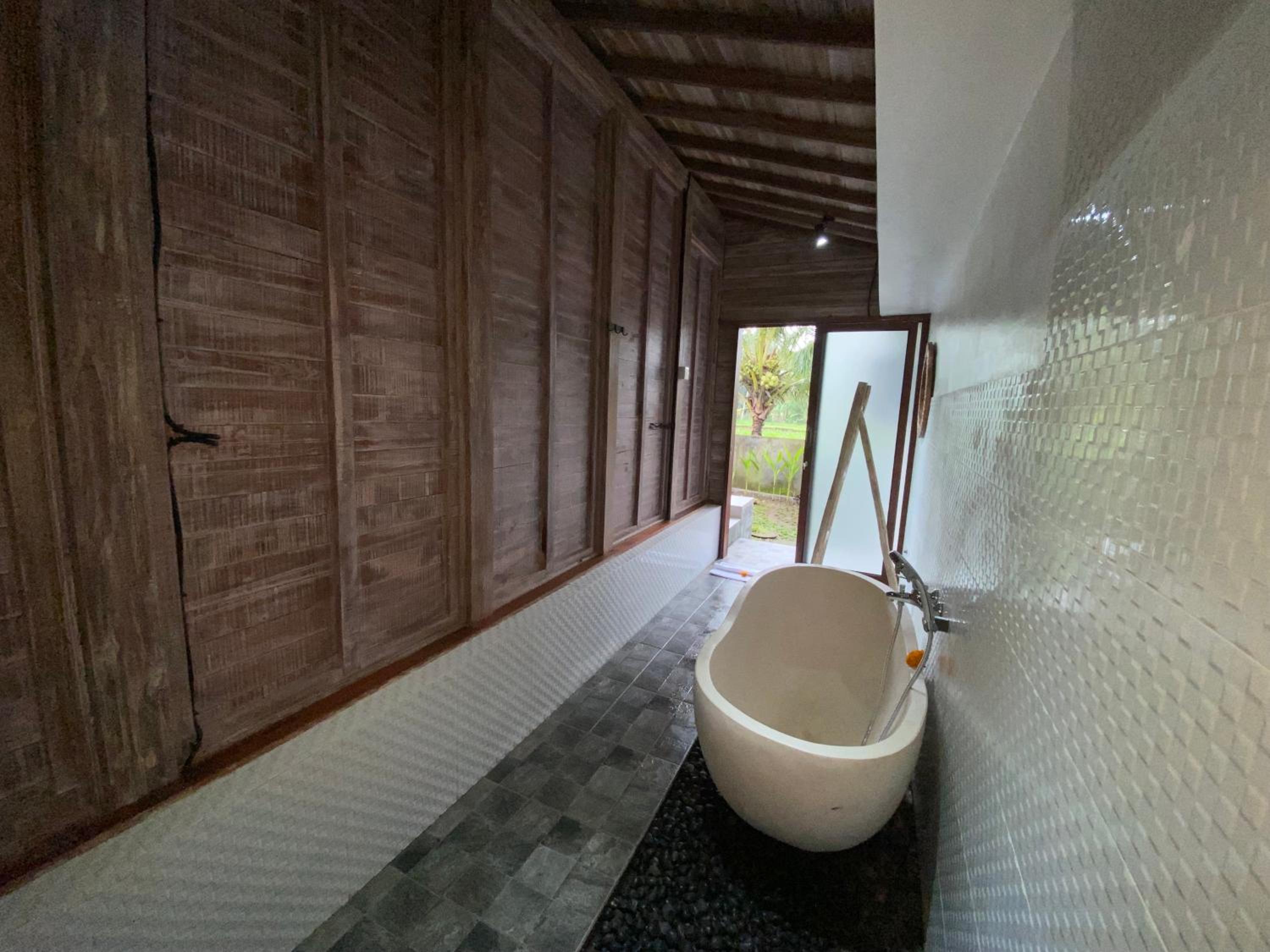 Gunung Gelagah Ubud Villas Ricefield View by EPS