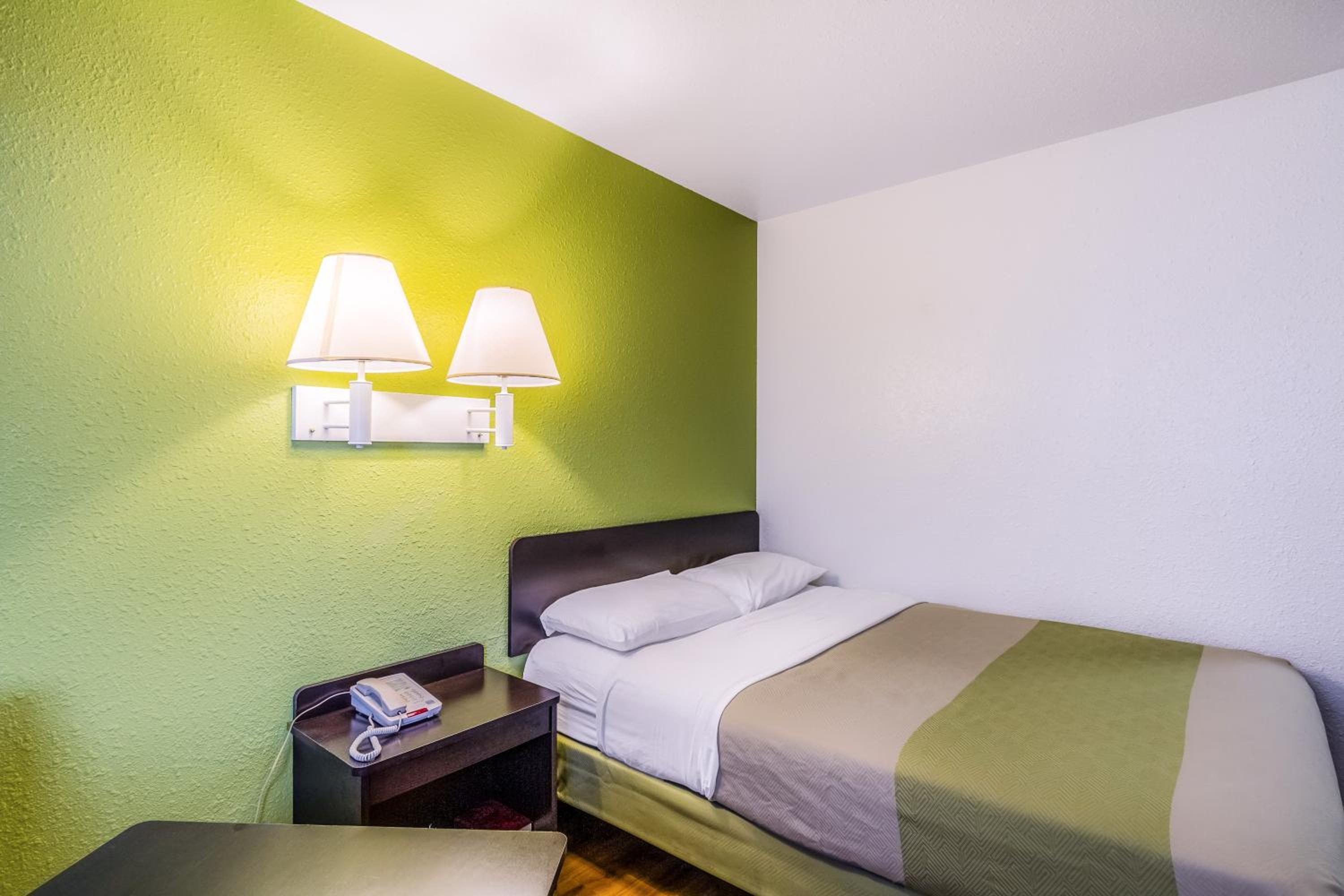 Motel 6-Green Bay, WI