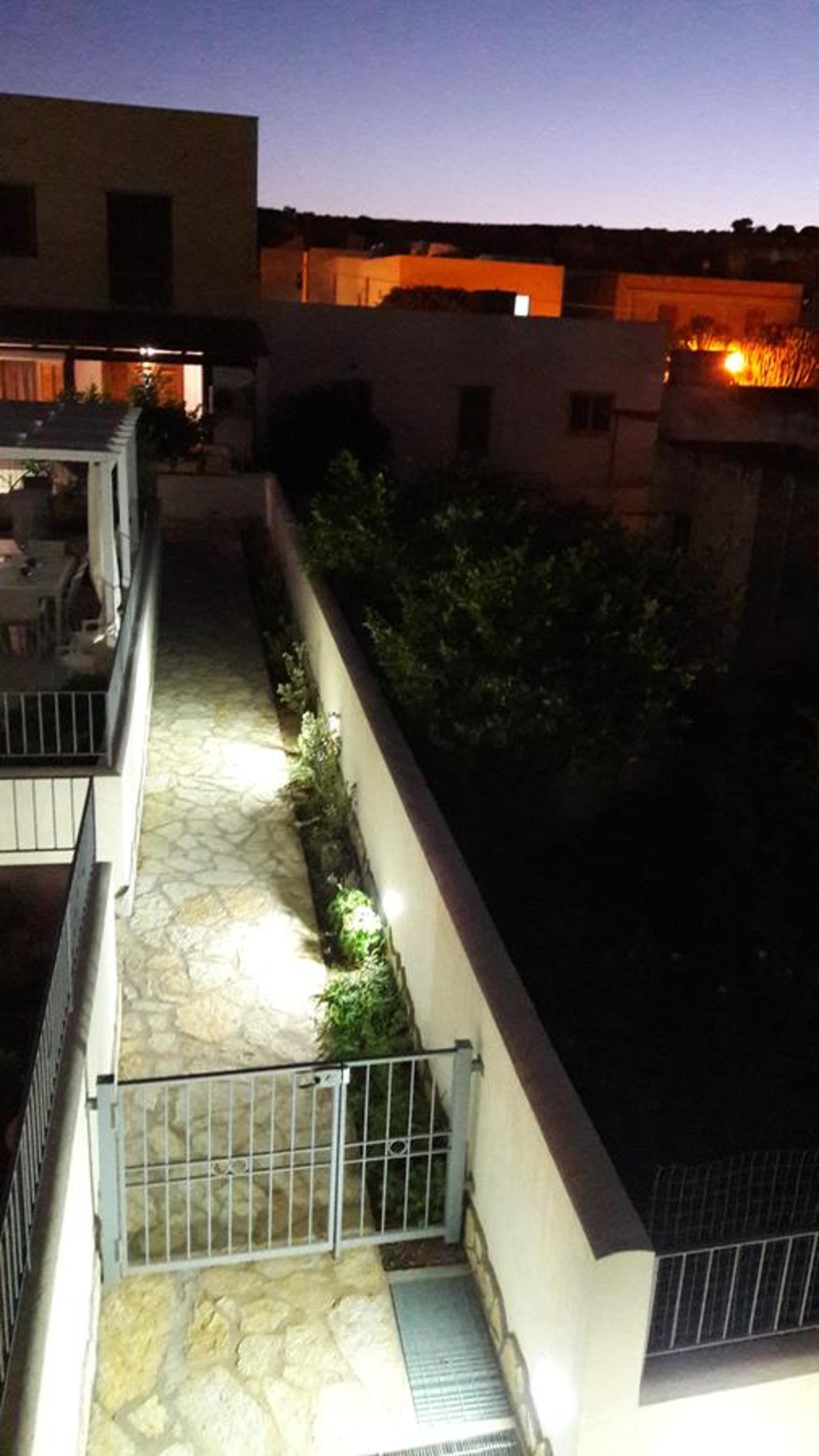 Photo 47