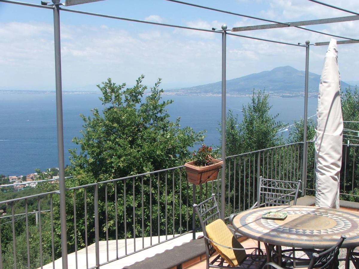 Villetta Surriento view 4