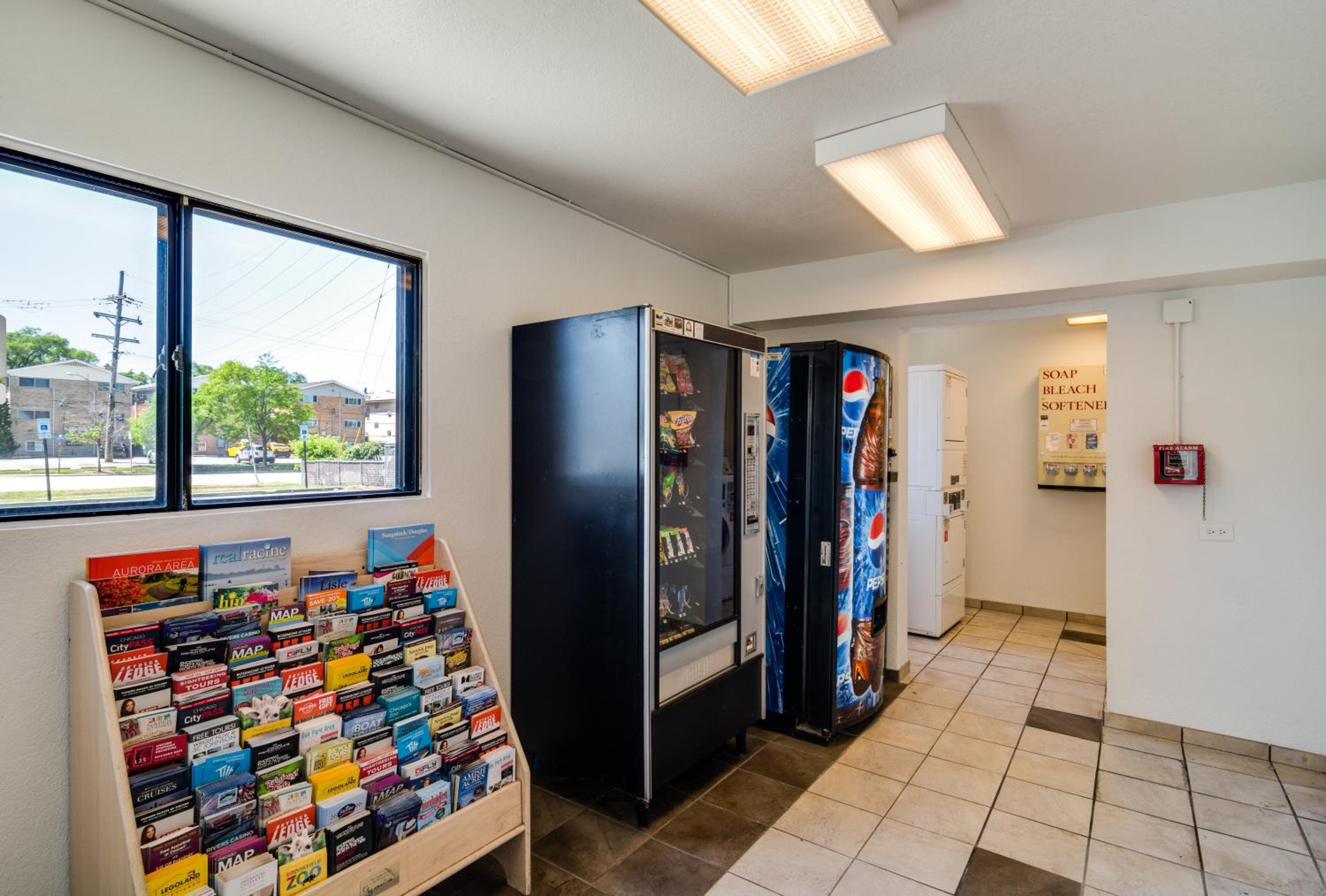 Schiller Park Vacations - Motel 6-Schiller Park, IL - Chicago O'Hare - Property Image 25