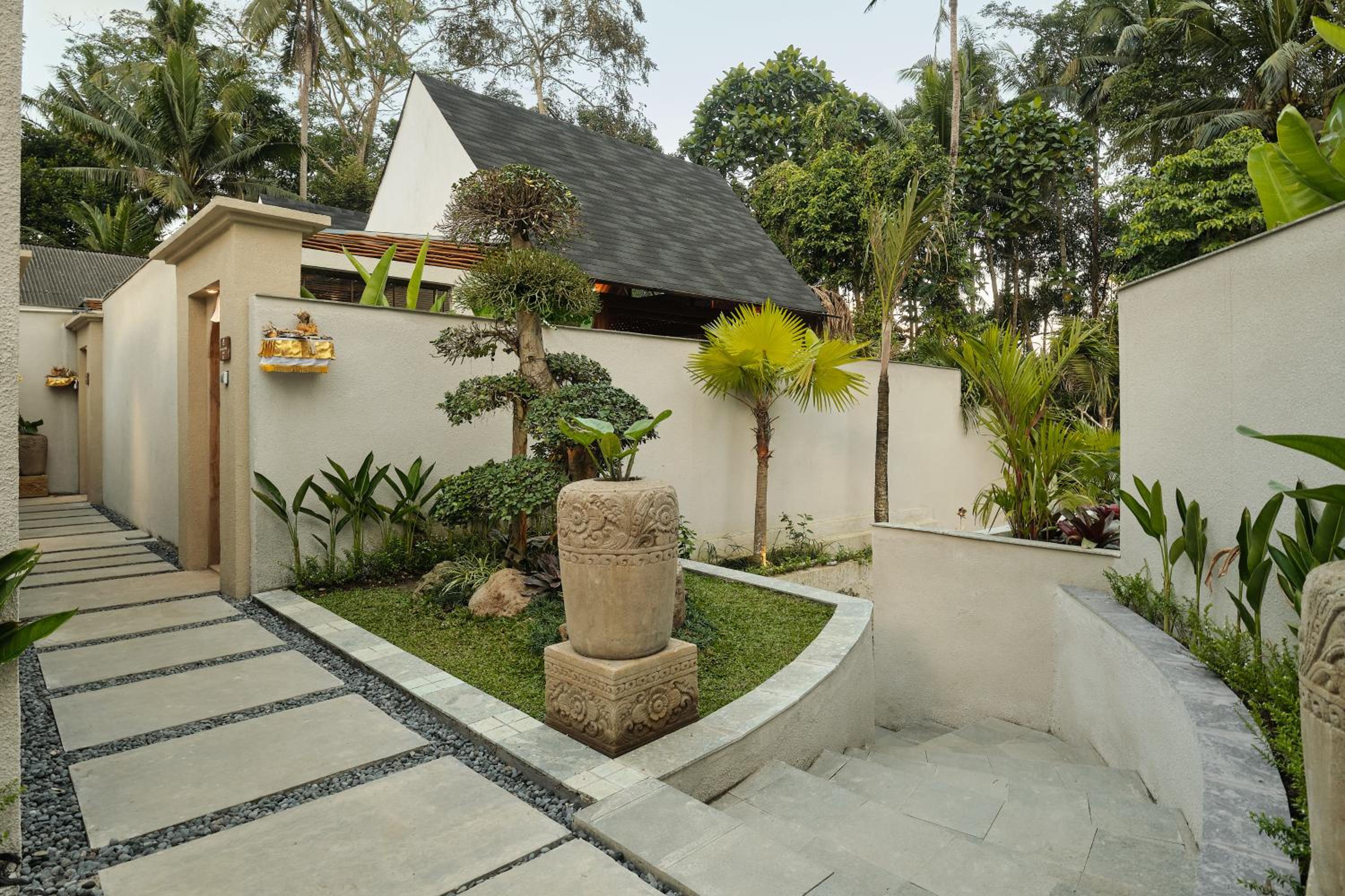 Changi Jungle Ubud Villas