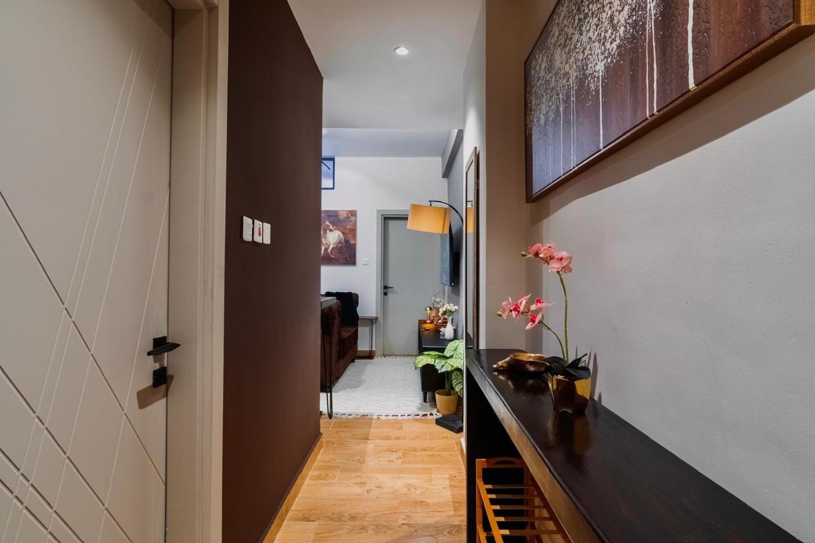 Elegant Wilma Towers Stay - Golden Sunsets & Ngong Hills views