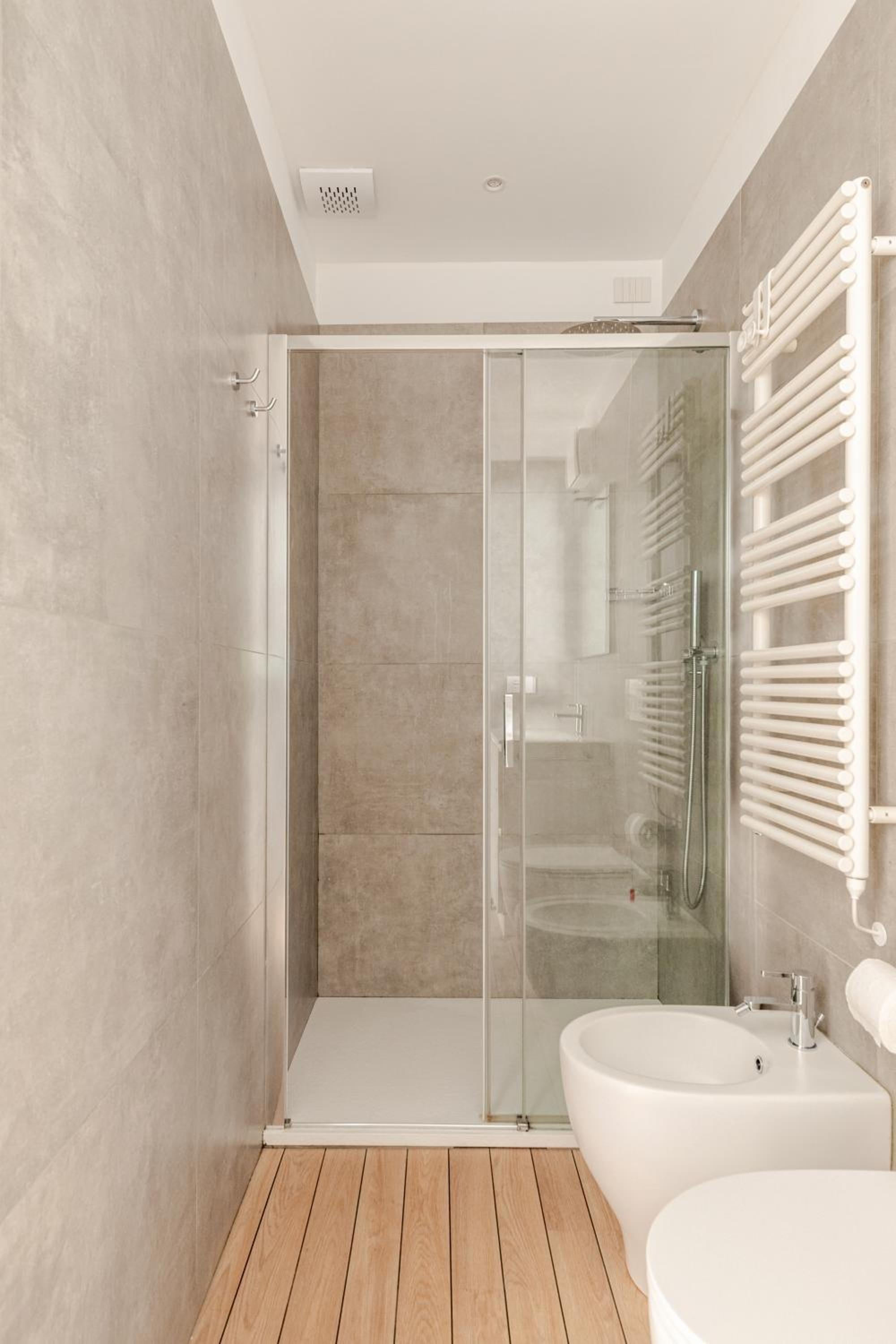 NEW Prestige Collection-2 Rooms-2 Bathrooms-Parking-VleDante