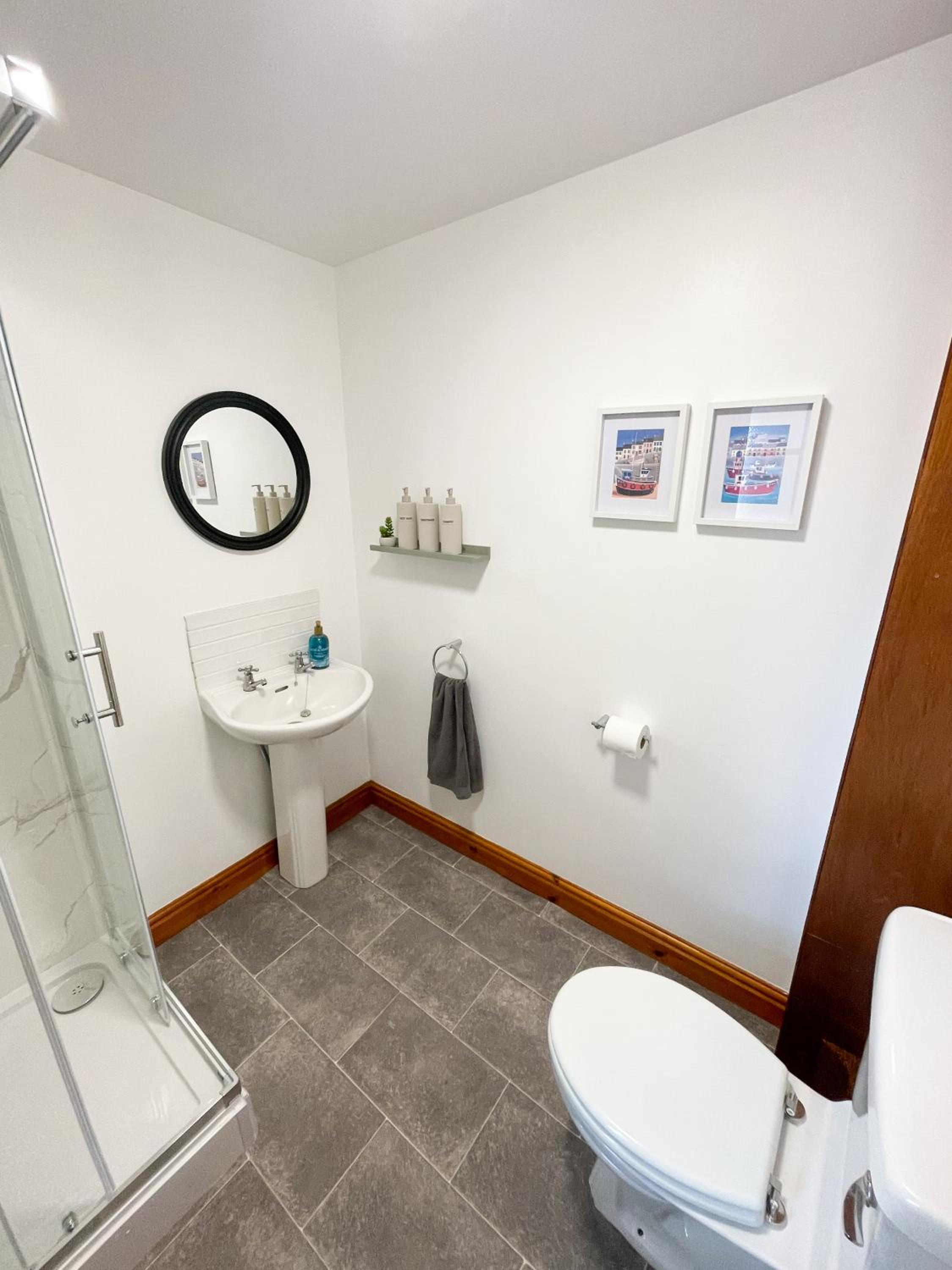 Borders Retreat, Cosy 1 Bed Flat - 3miles from M6 Jct45 - near A75, Gretna & Carlisle