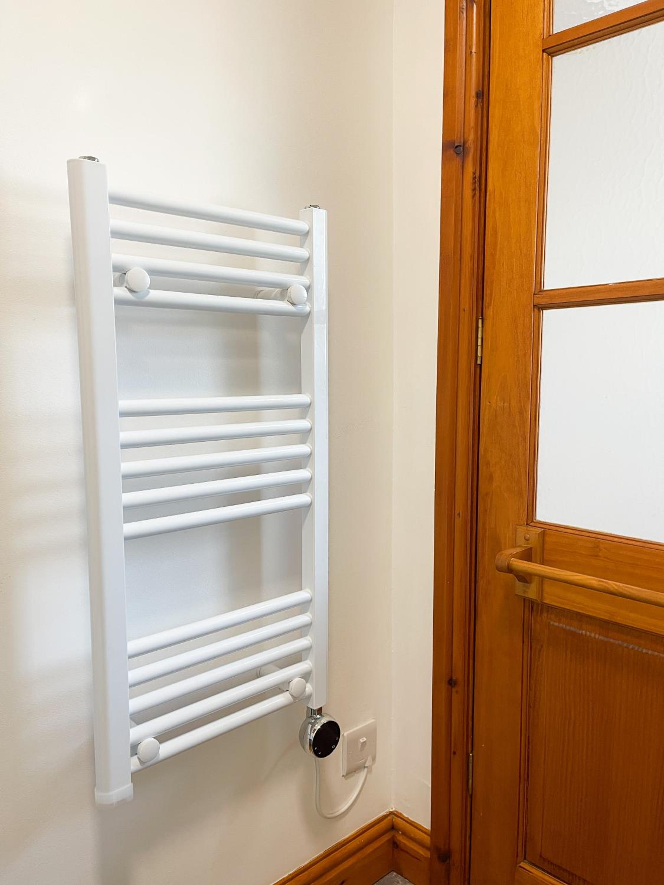 Borders Retreat, Cosy 1 Bed Flat - 3miles from M6 Jct45 - near A75, Gretna & Carlisle