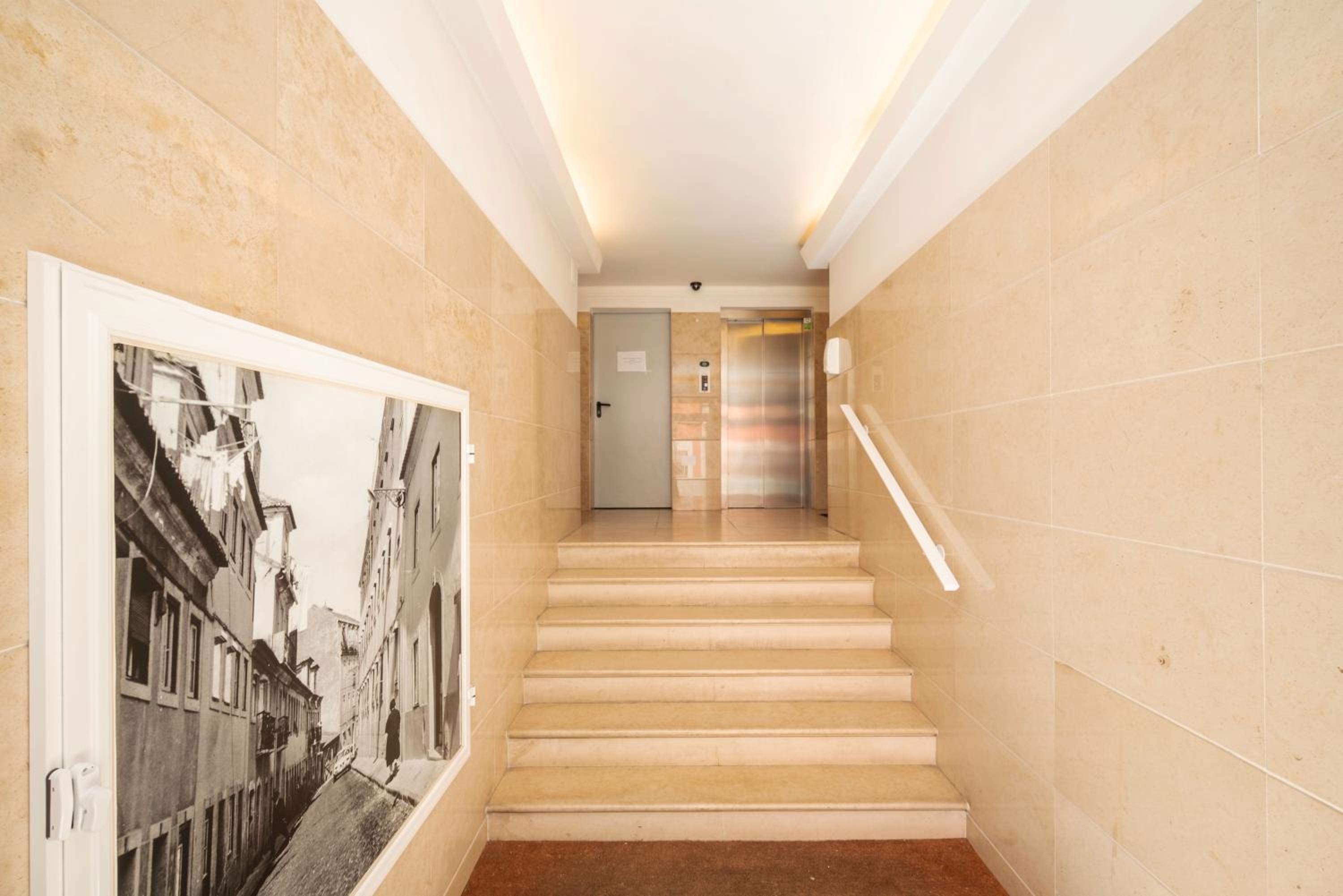 Estrela Terrace by Hosty