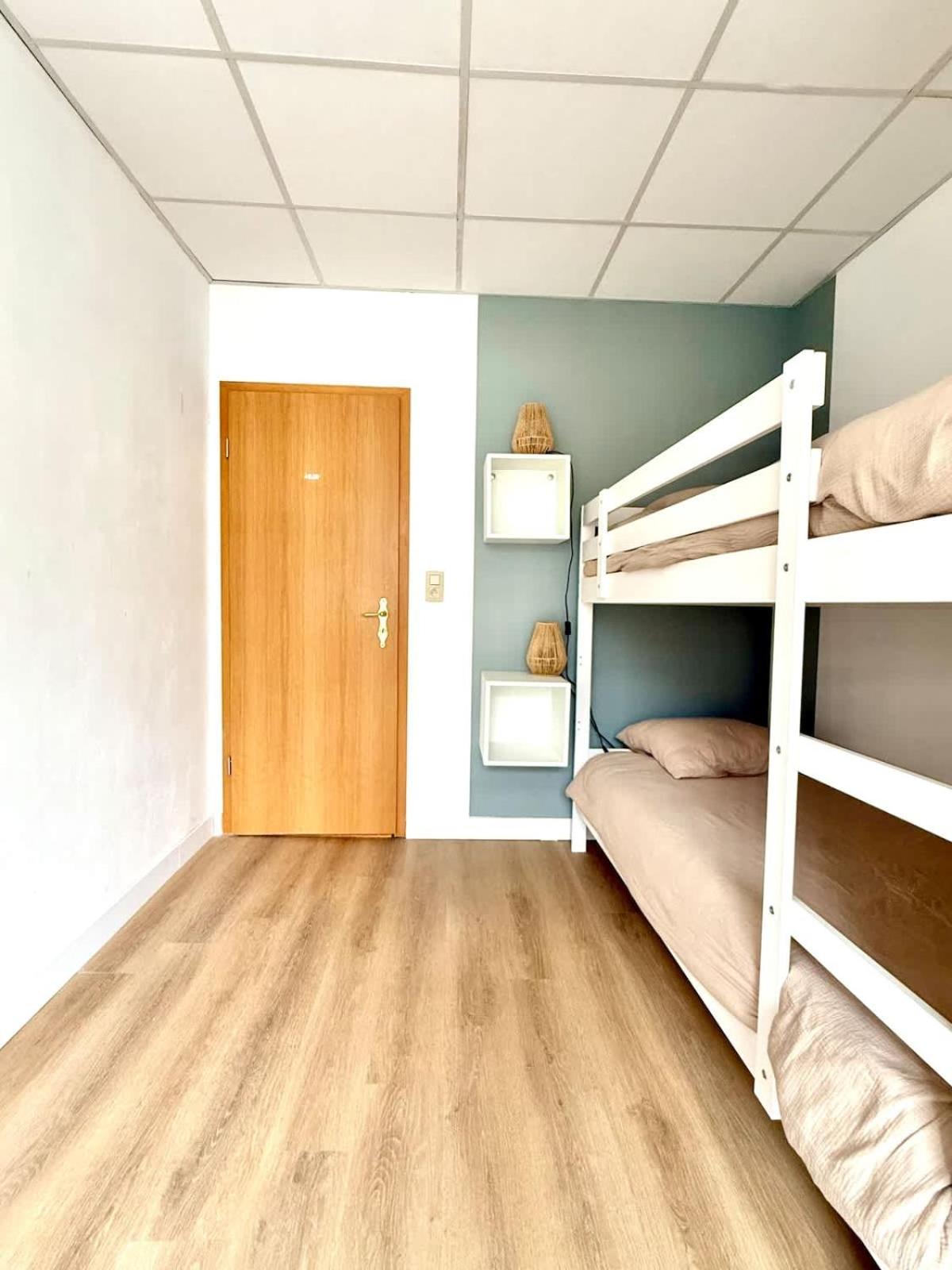Spacious duplex in the center of Bastogne Onikos rooms