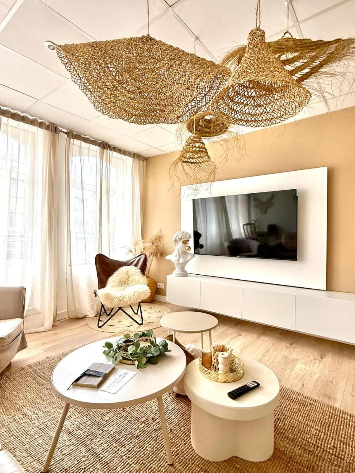 Spacious duplex in the center of Bastogne Onikos rooms