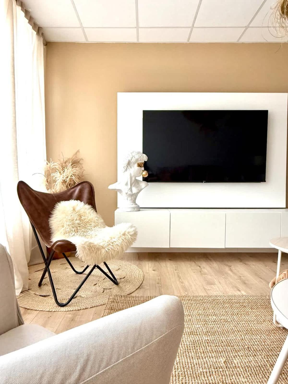 Spacious duplex in the center of Bastogne Onikos rooms