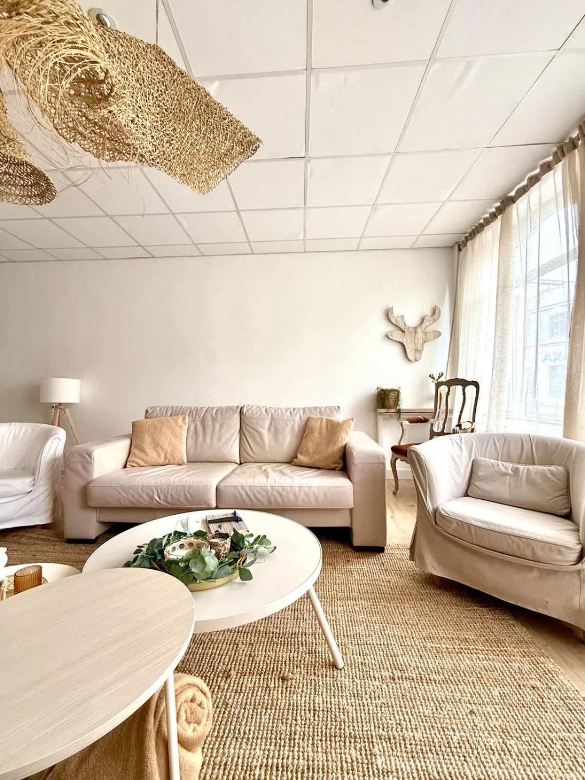 Spacious duplex in the center of Bastogne Onikos rooms