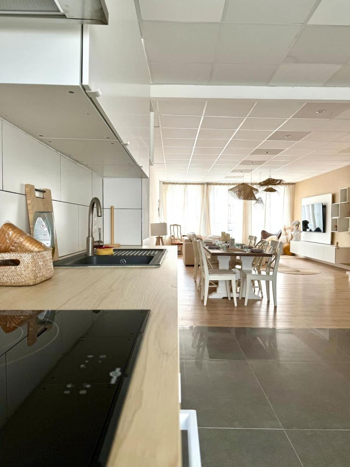 Spacious duplex in the center of Bastogne Onikos rooms