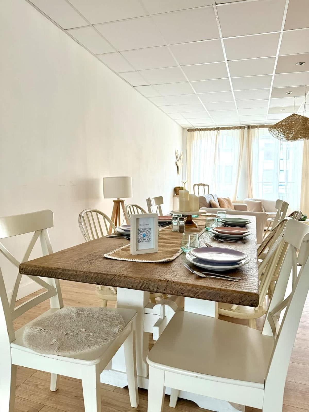 Spacious duplex in the center of Bastogne Onikos rooms
