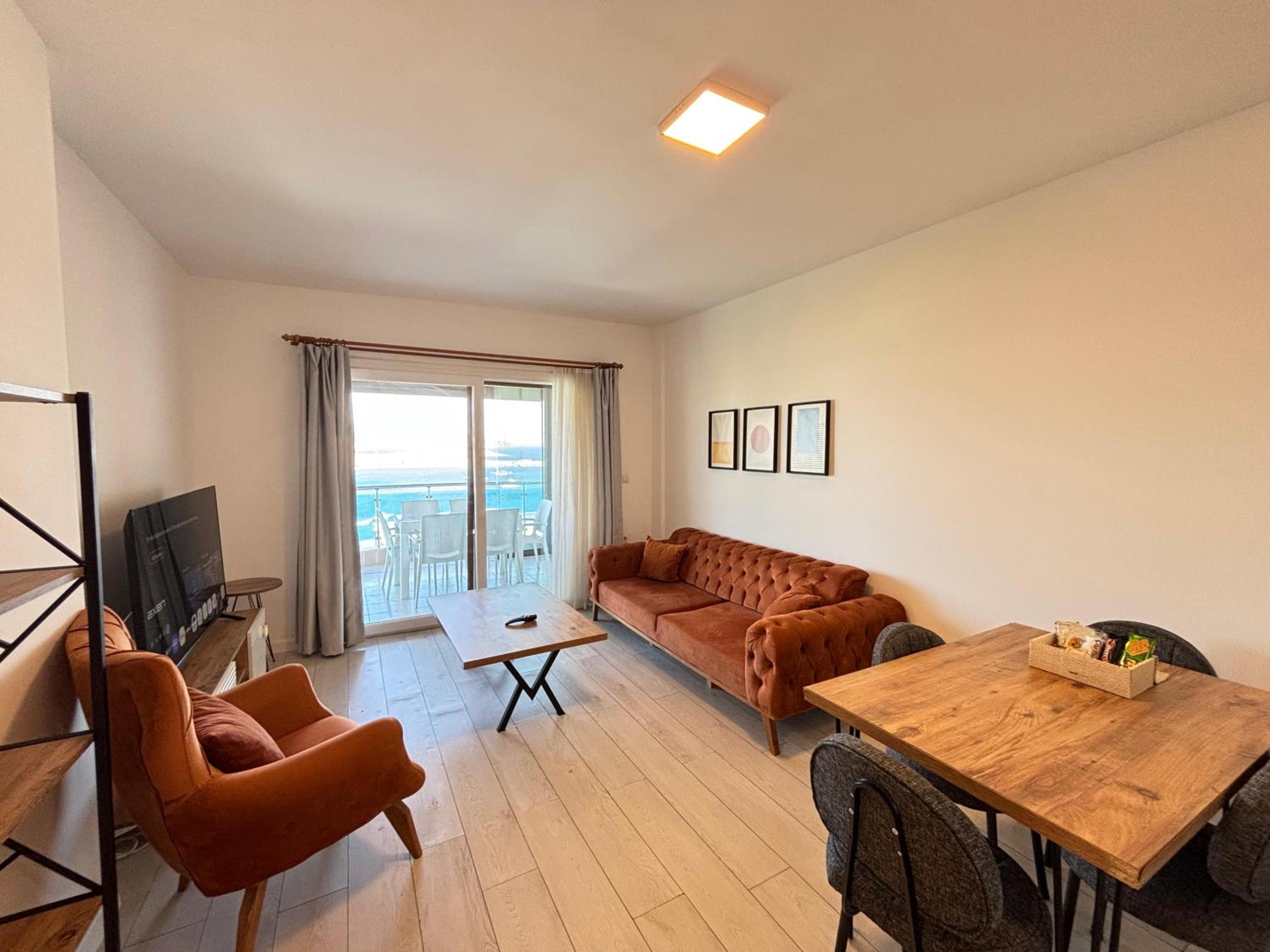 aura residence