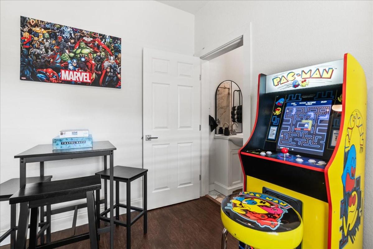 Dallas Haven - Grill, Game Room, Outdoor Fun