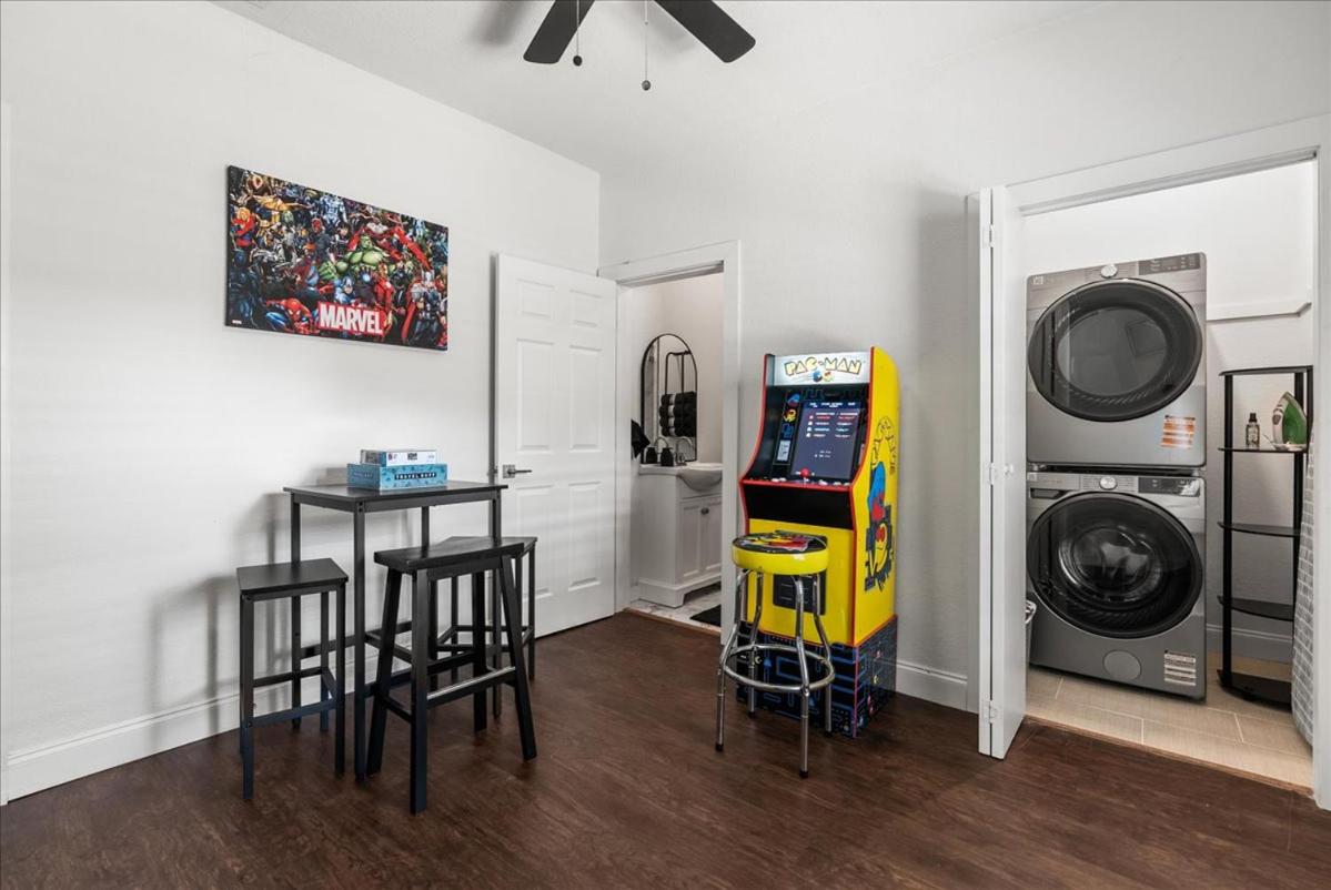 Dallas Haven - Grill, Game Room, Outdoor Fun
