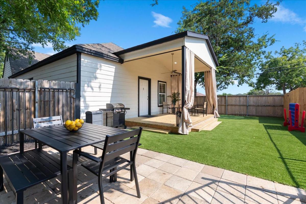 Dallas Haven - Grill, Game Room, Outdoor Fun