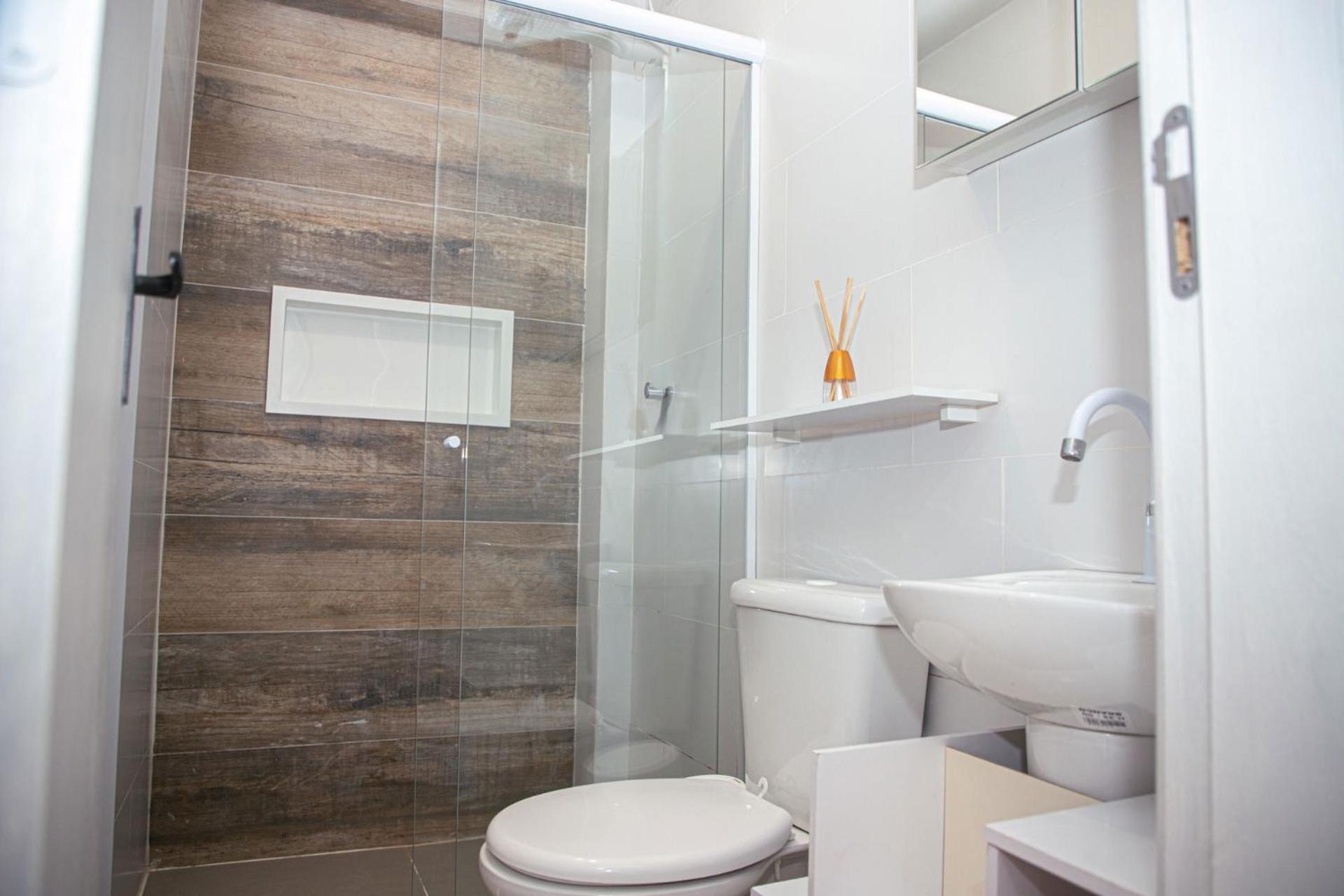 Casa térrea geminada aconchegante AV3402