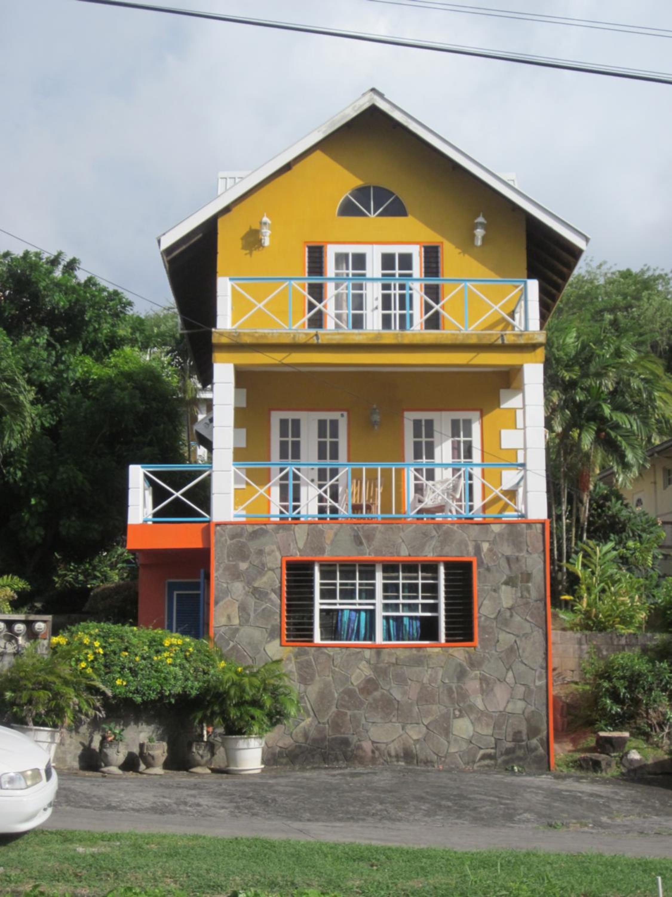 Buttercup Cottage Apartments