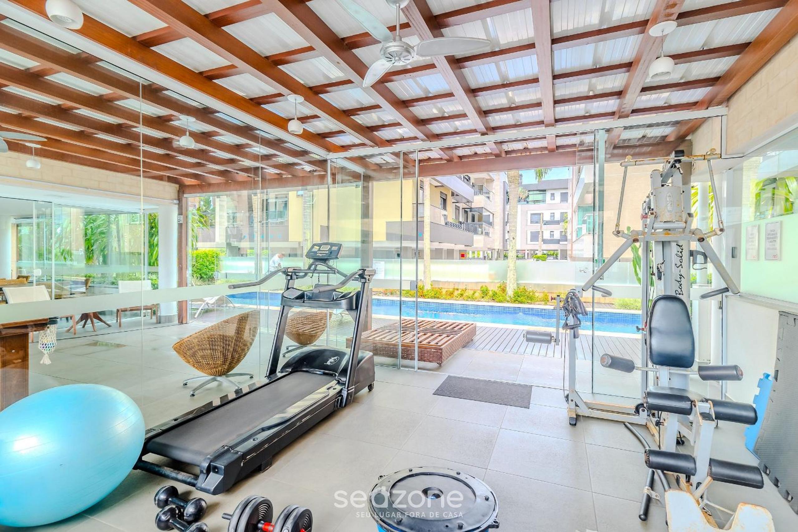 Beautiful Apart w/ Balcony 500m from Beach NNG0102