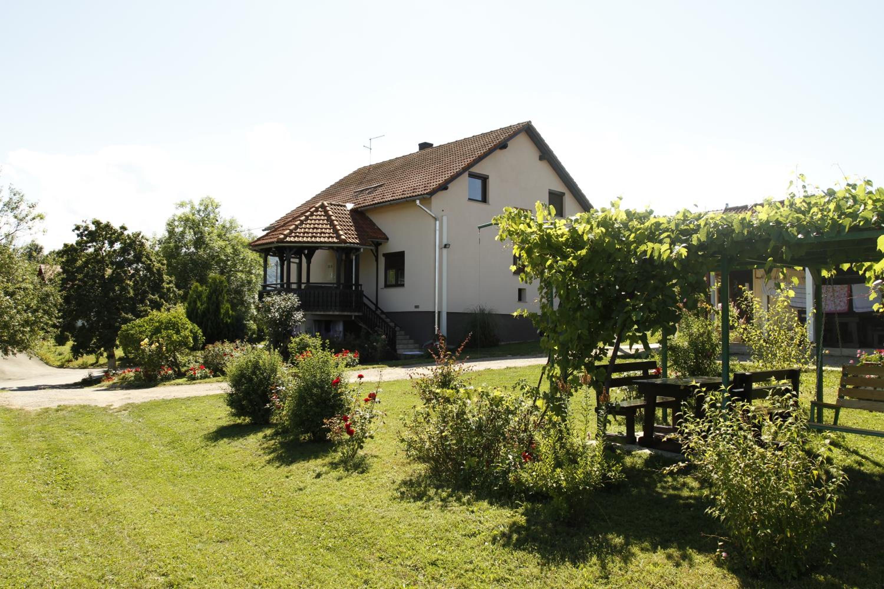 Photo 27
