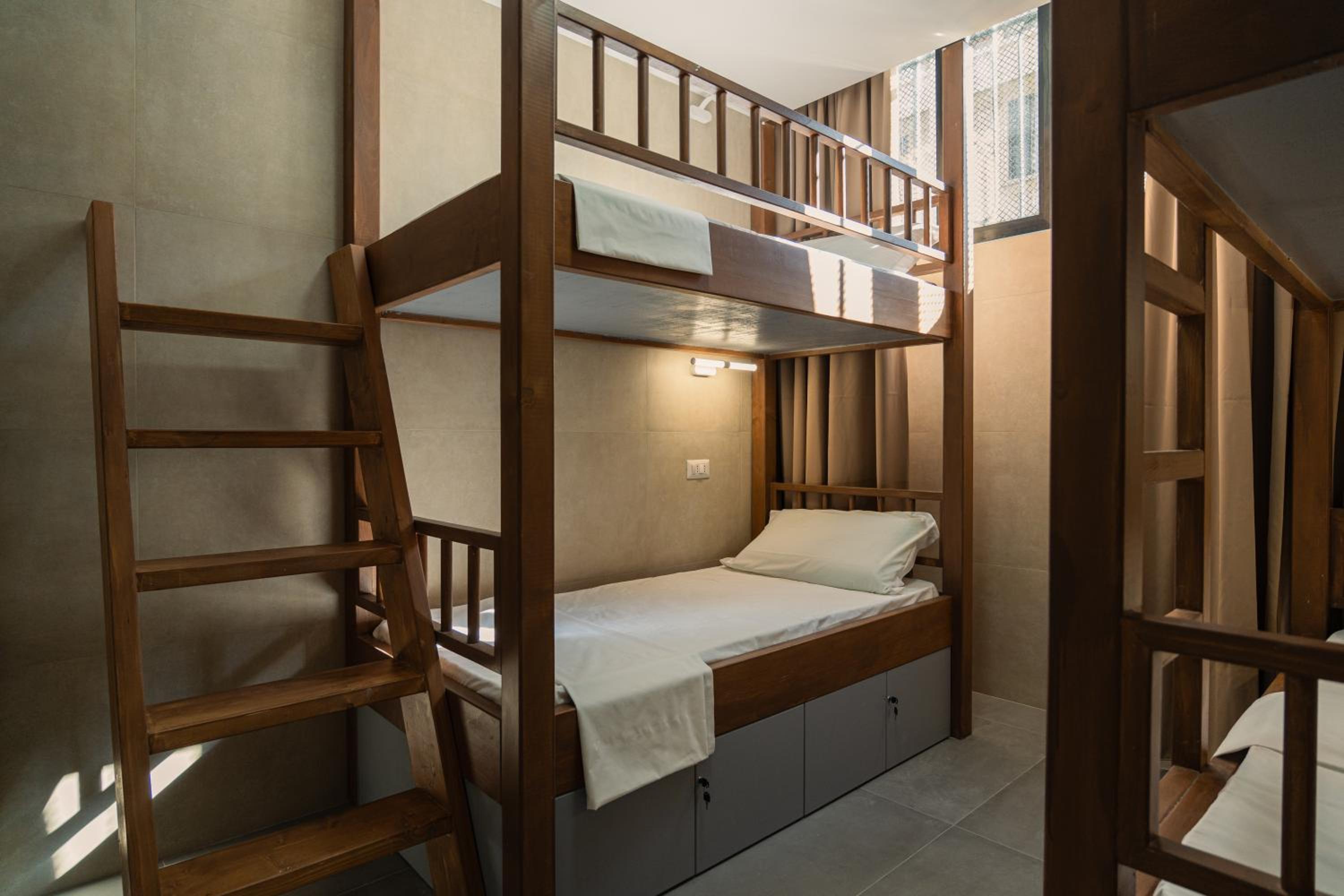 Hostel INN PETRELLA