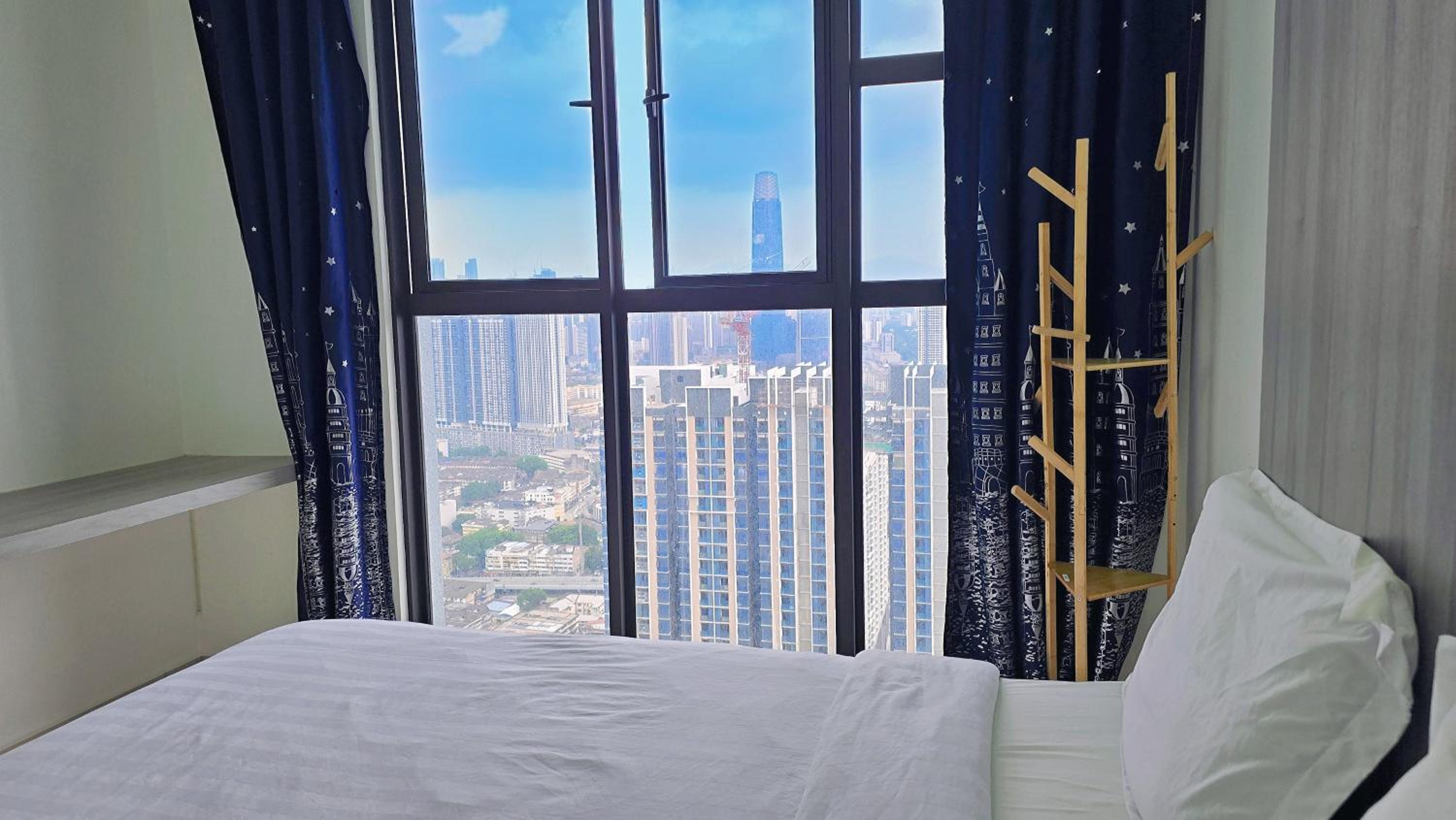 Trion KL Star Suites