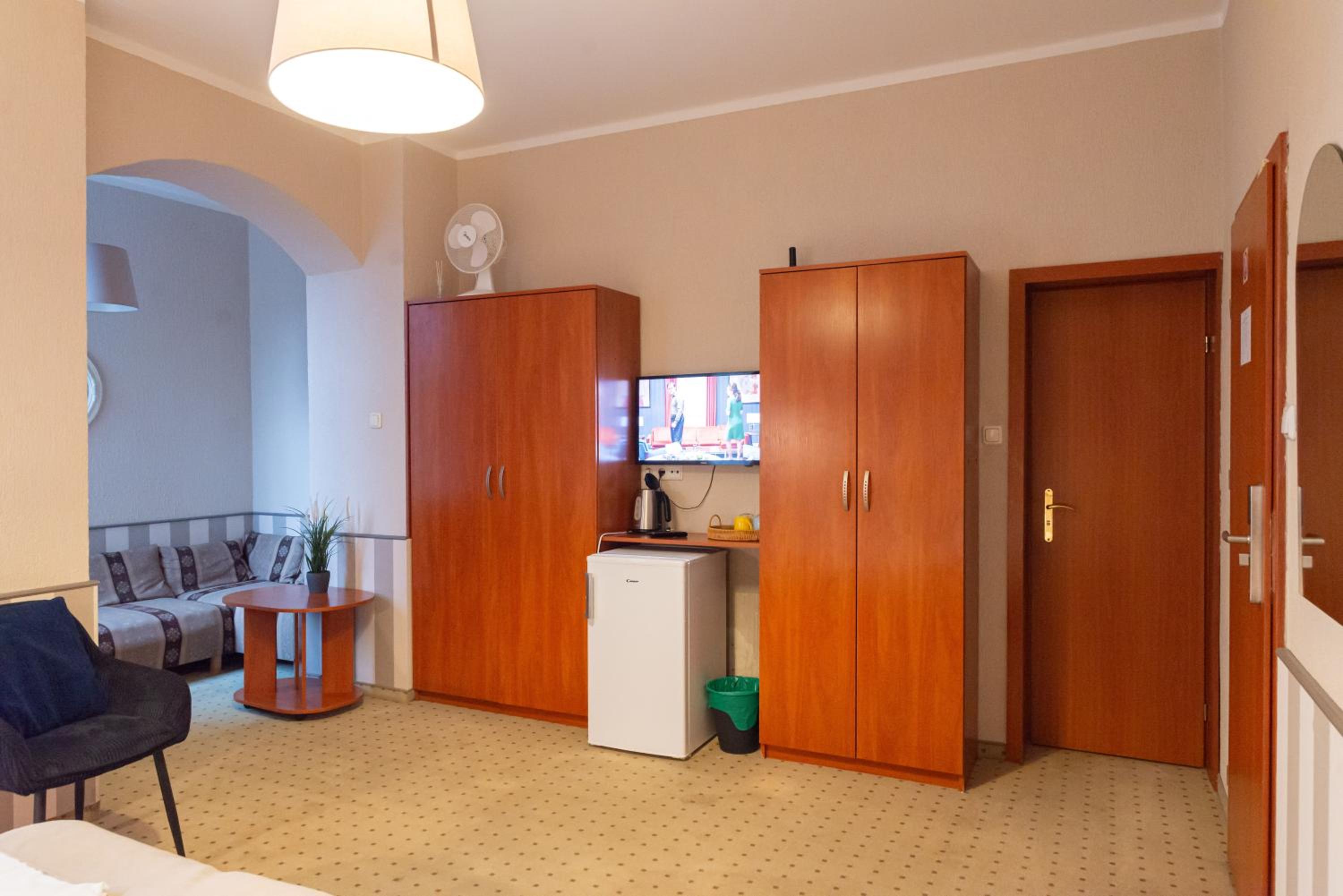 Inza Guest House