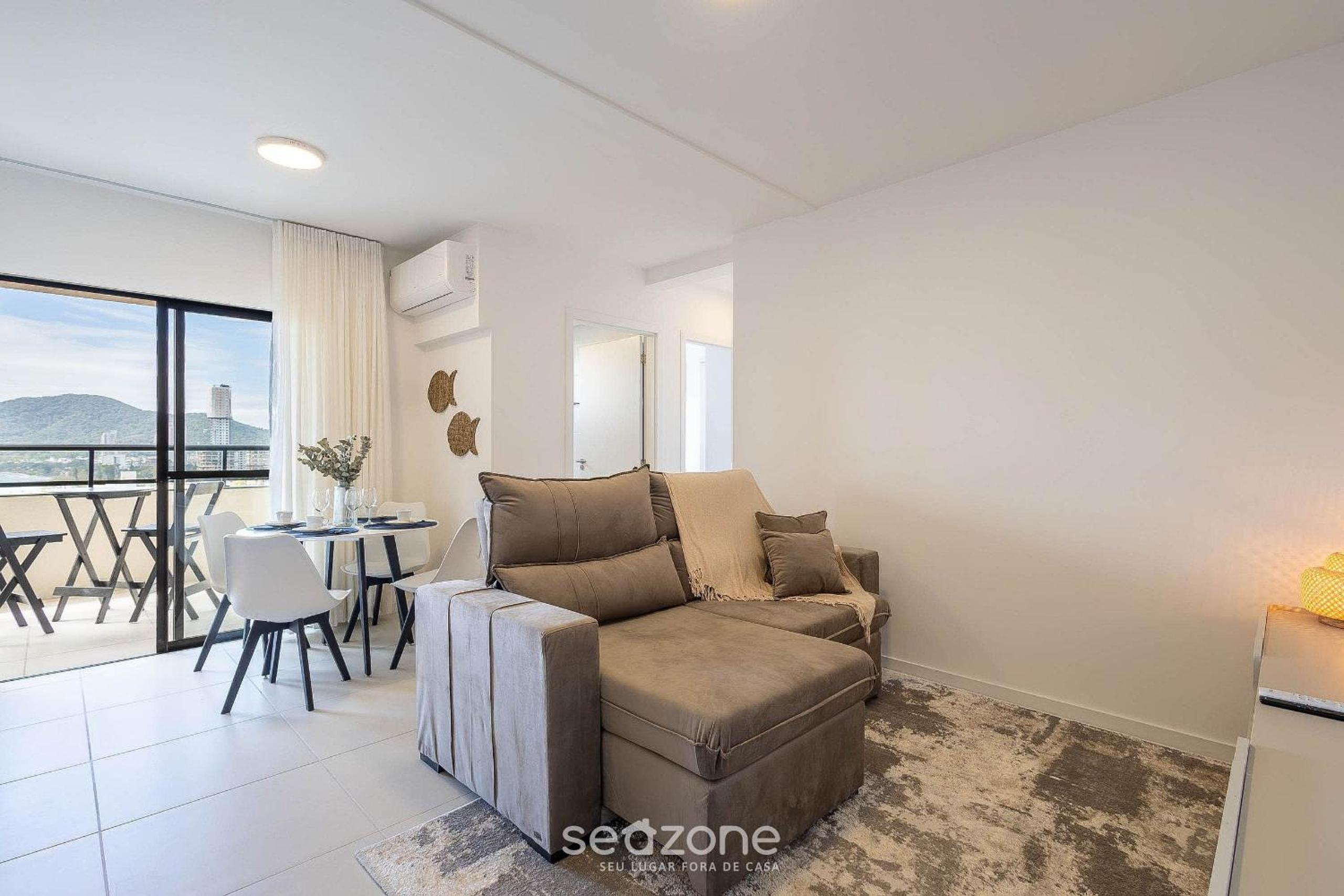 Full stay with pool 400m from Armação Beach - SKL