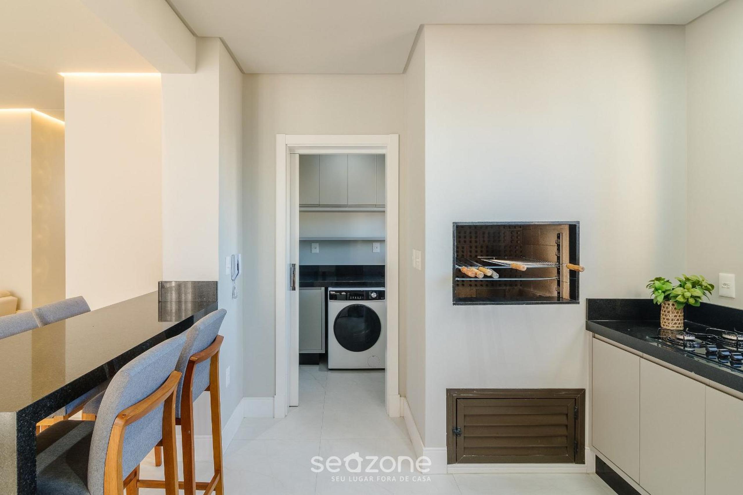 Well-Equipped Apartments 100m from the Beach - EVR